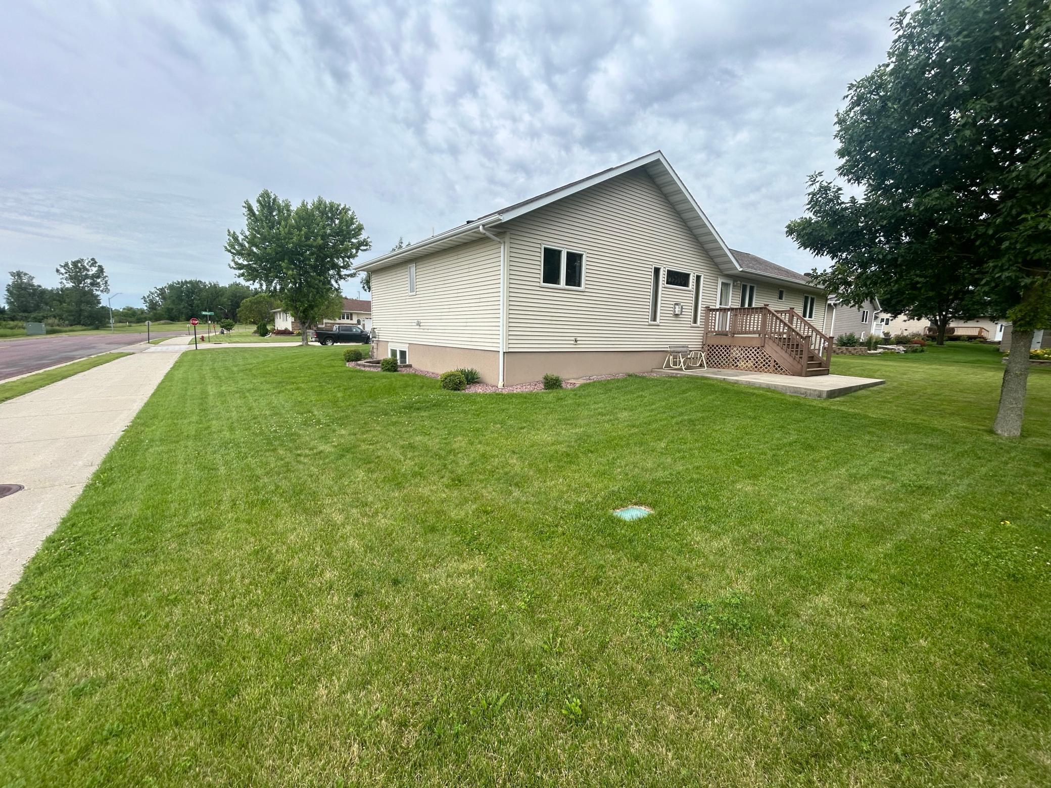 1135 Schaap Drive