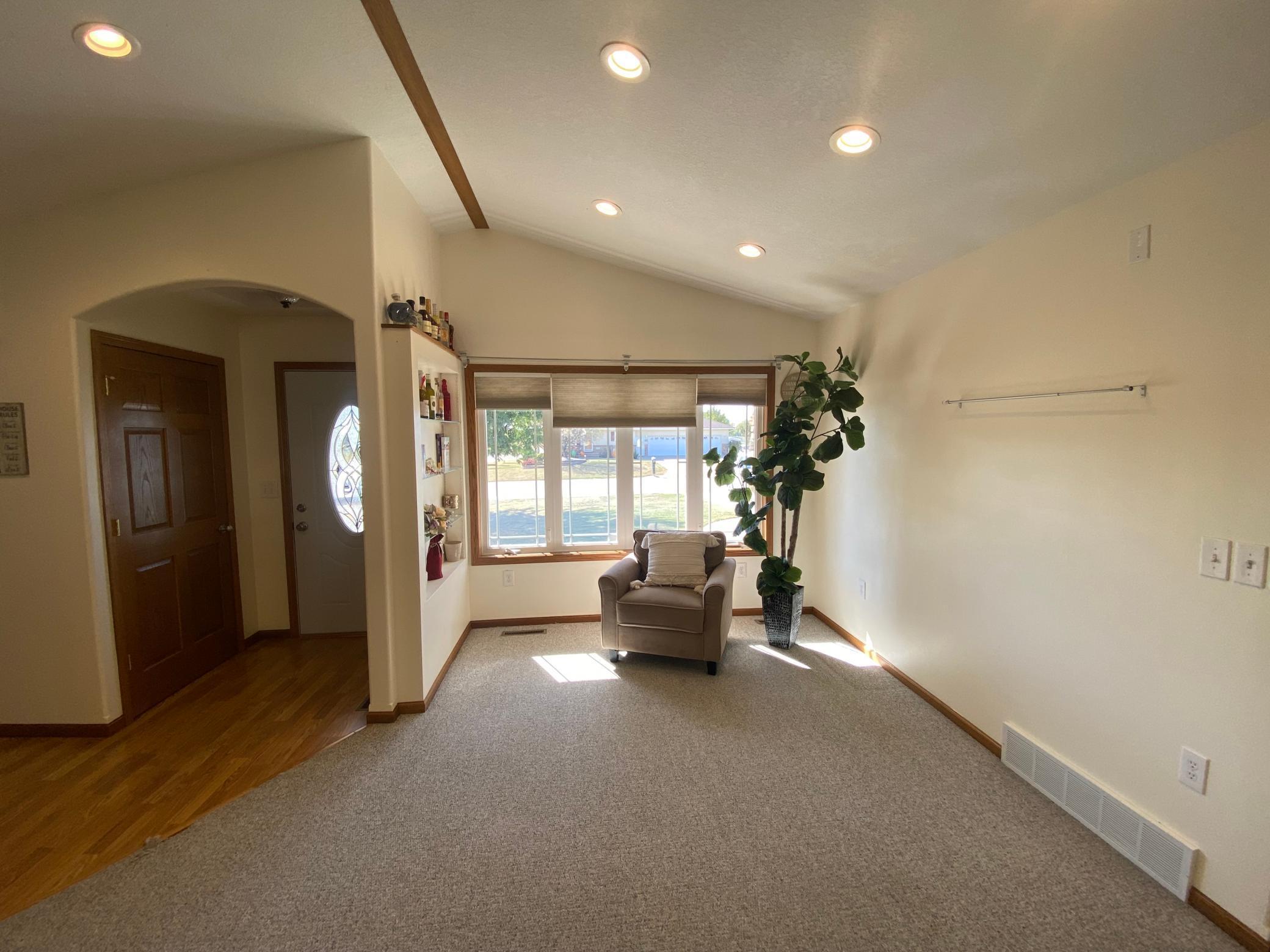 1135 Schaap Drive