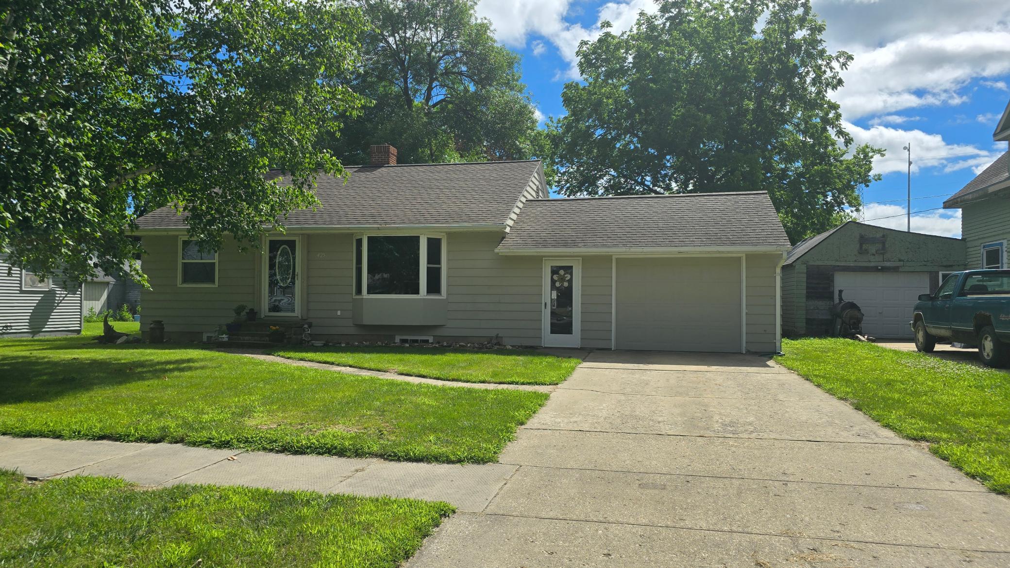 425 Rohrer Street