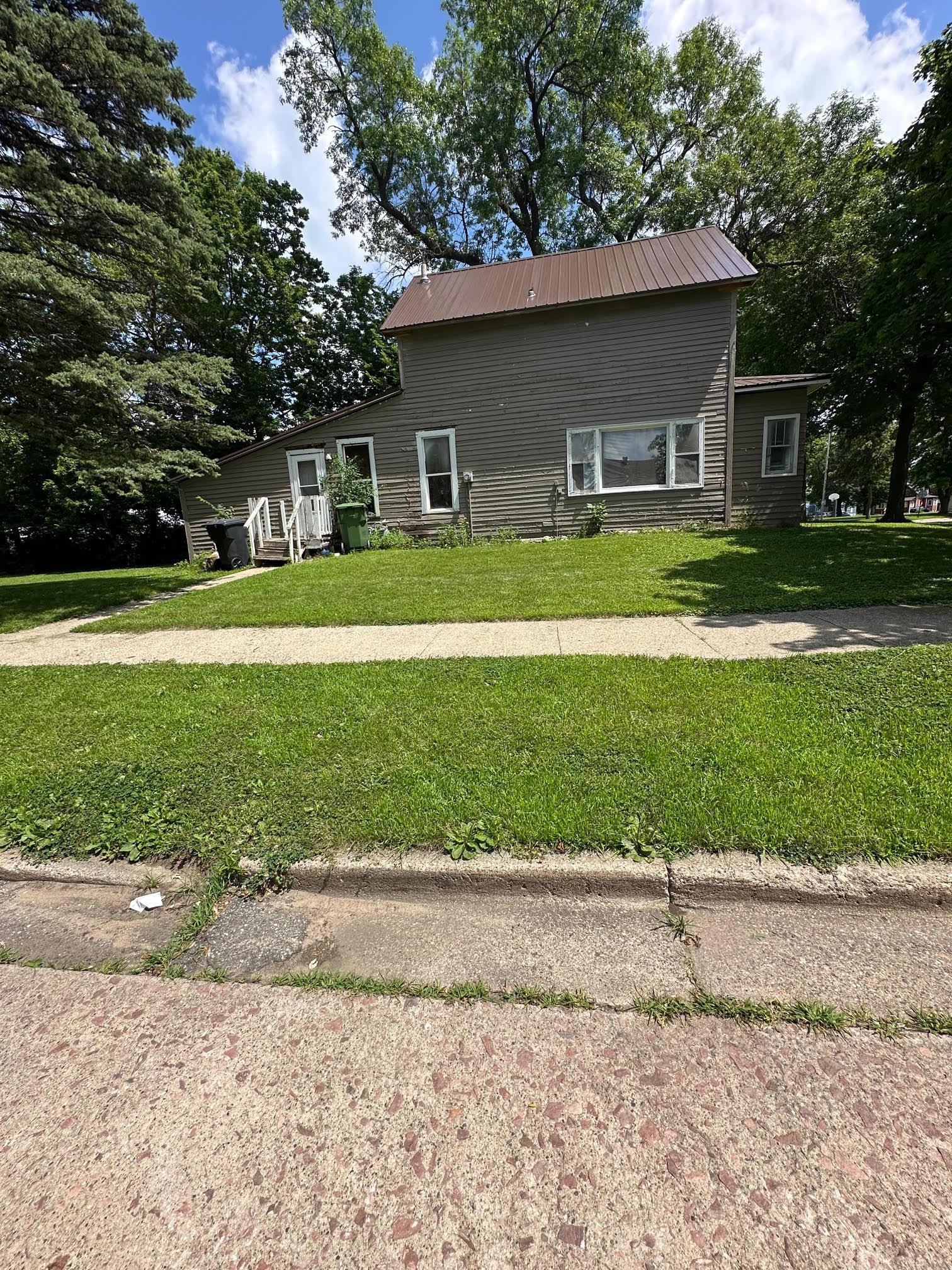 1437 Okabena Street