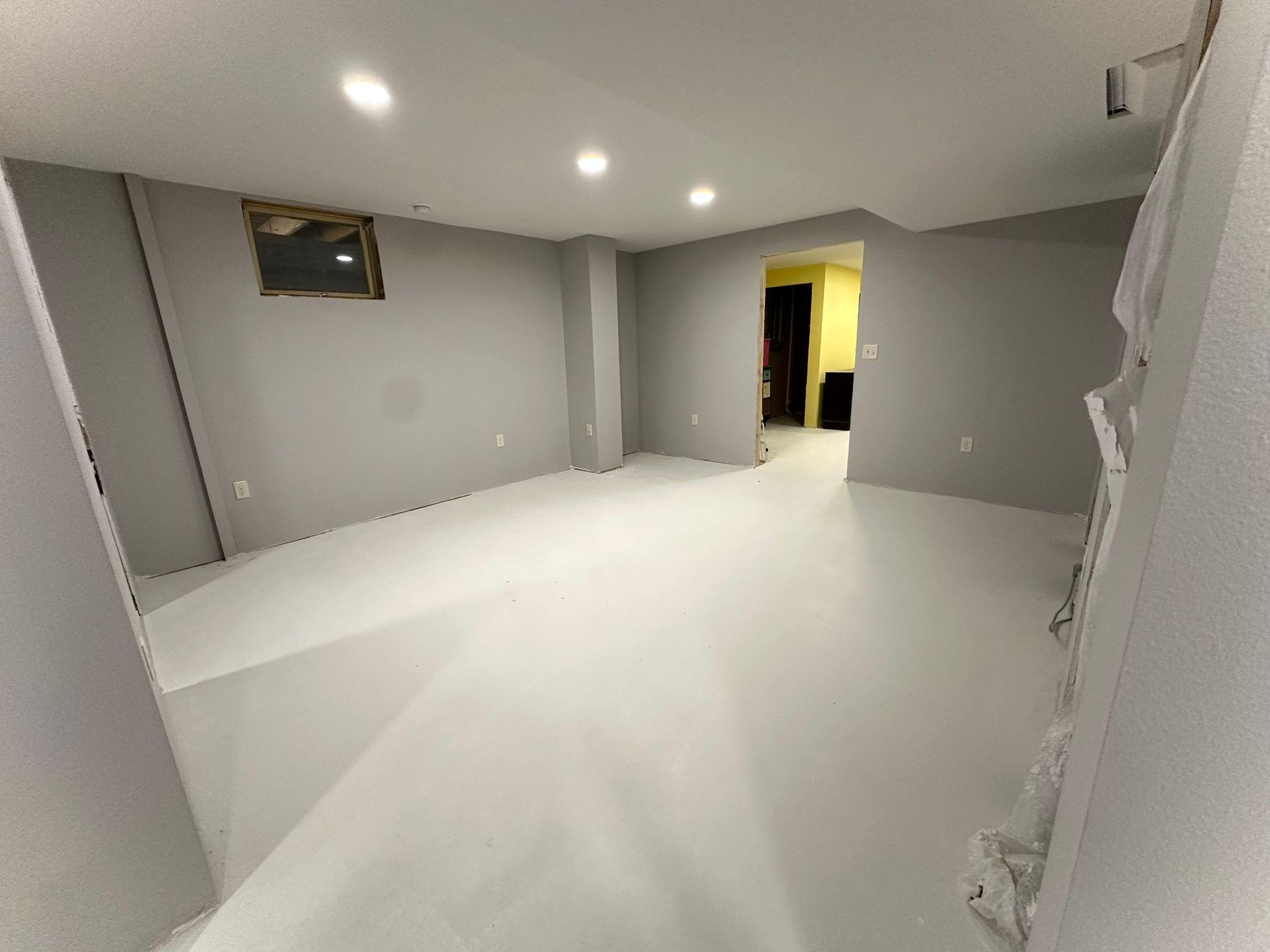 1279 Maplewood Drive