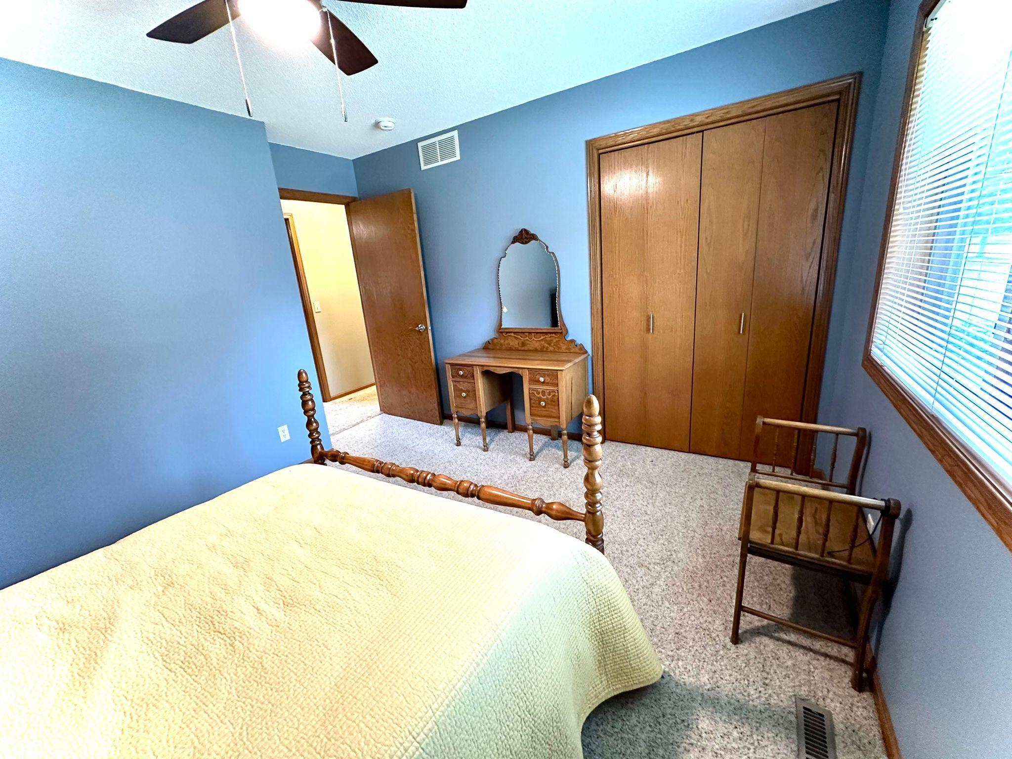 1279 Maplewood Drive