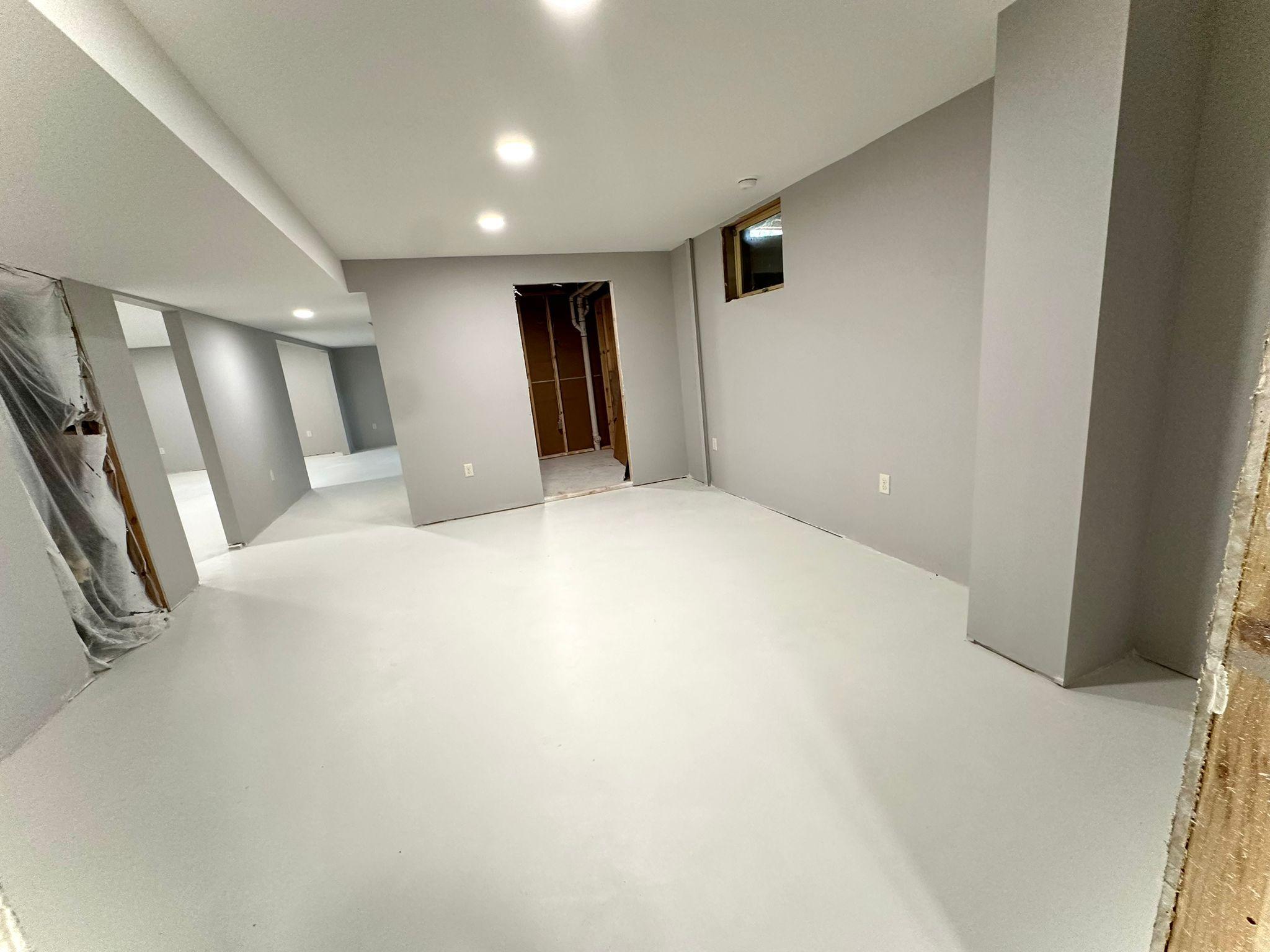 1279 Maplewood Drive