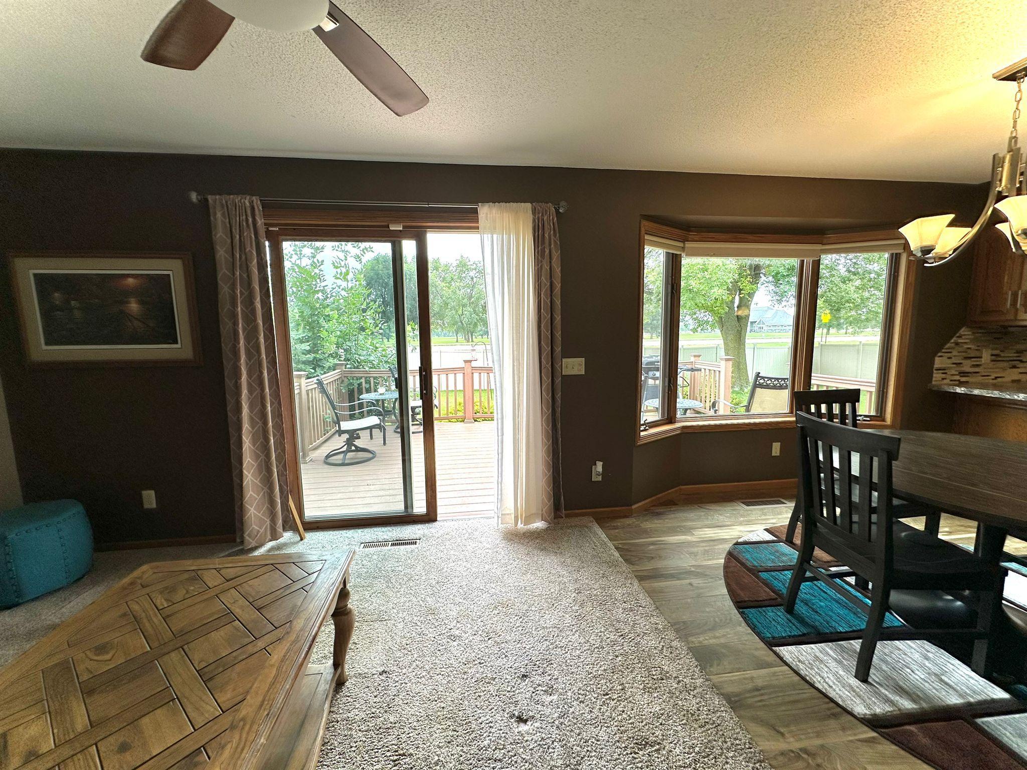 1279 Maplewood Drive