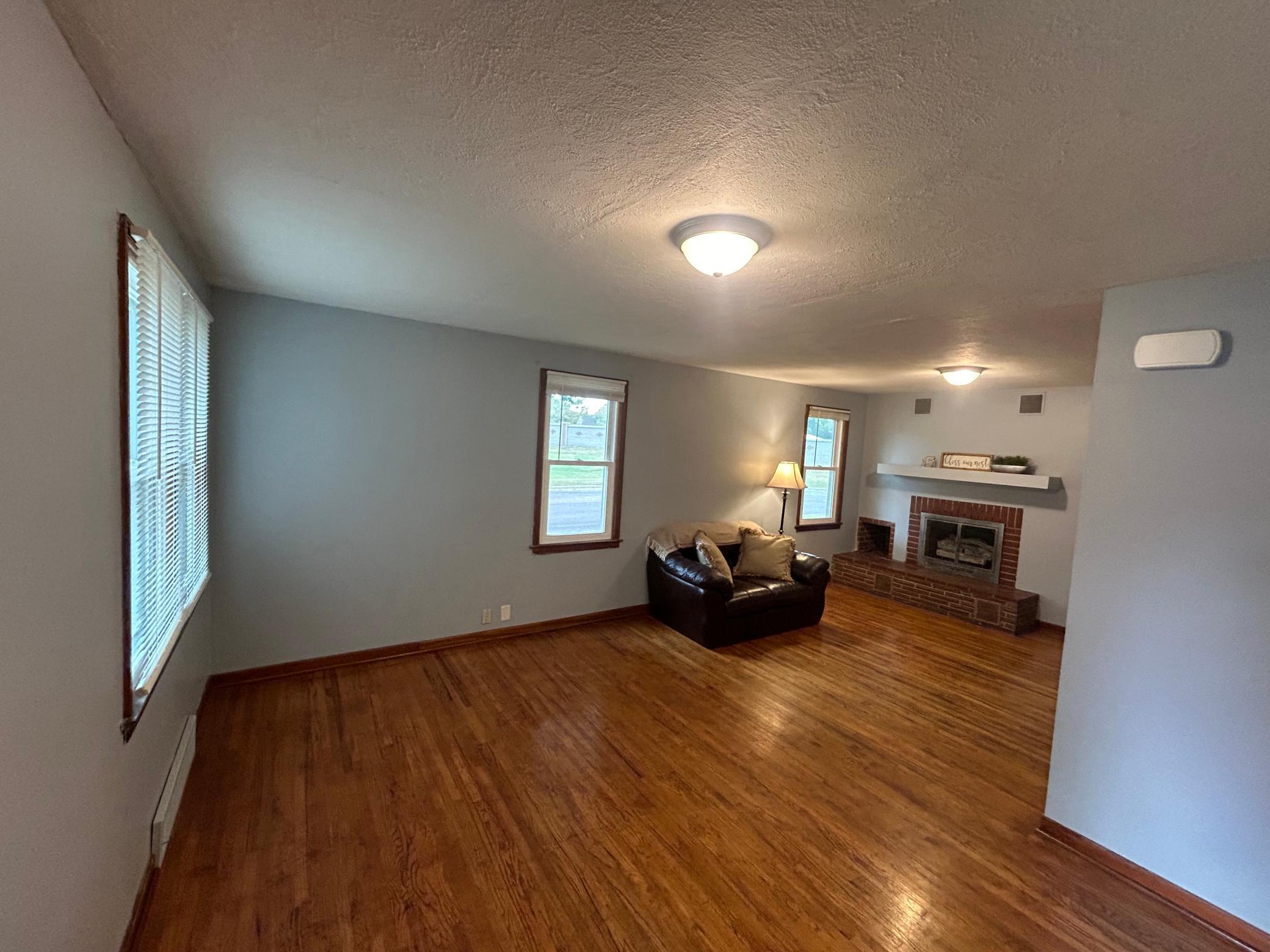 1907 Cedar Avenue