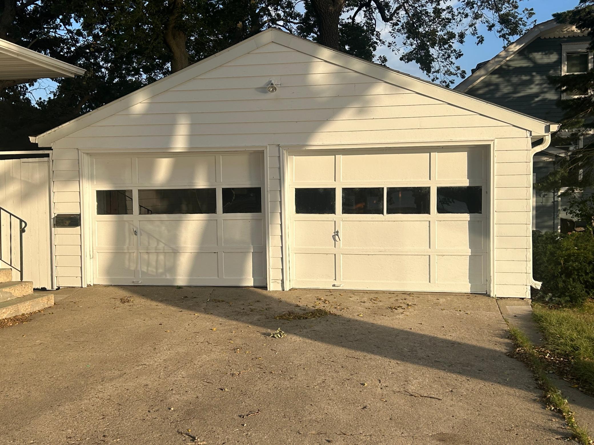 208 Lake Street