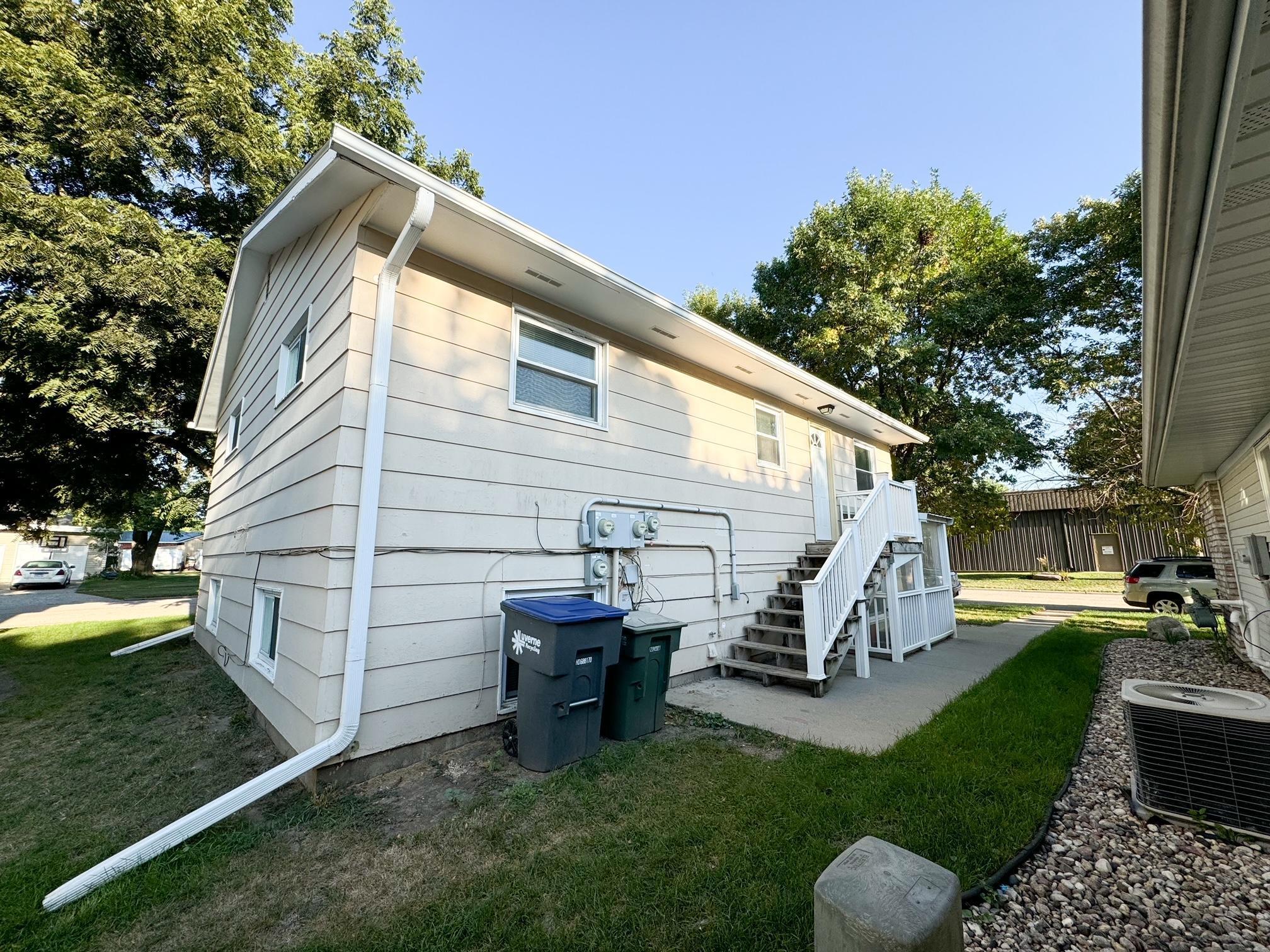 203 S Estey Street