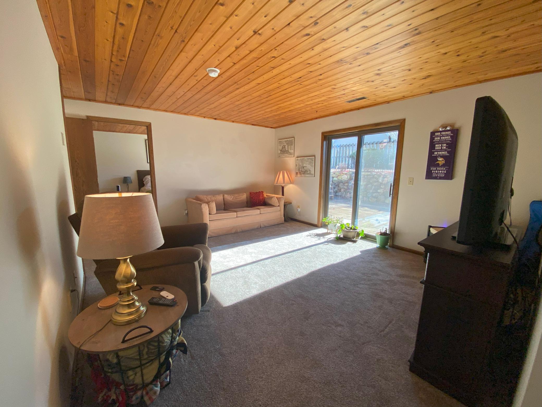 1059 Lexington Avenue