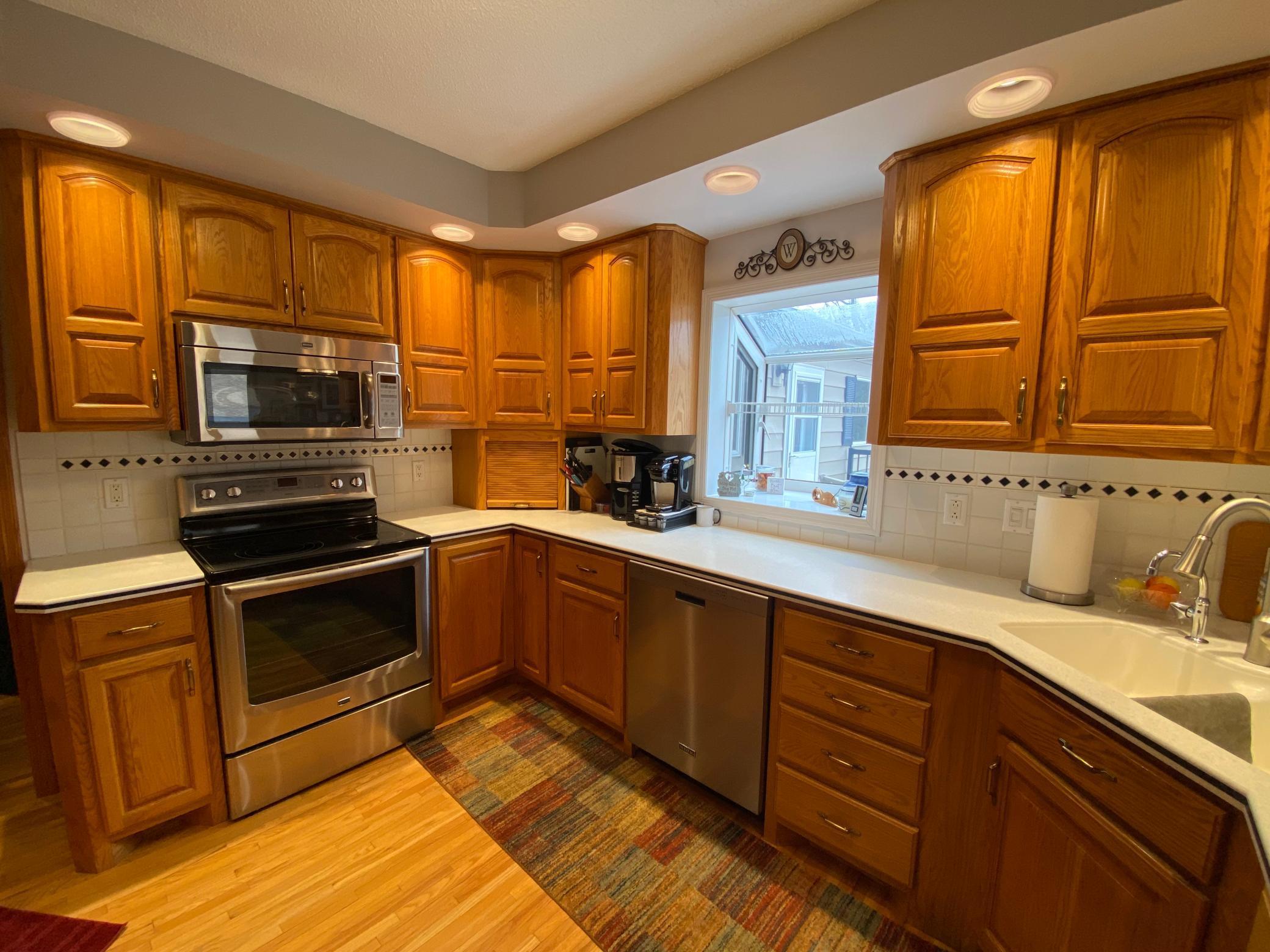 604 Lafayette Avenue S