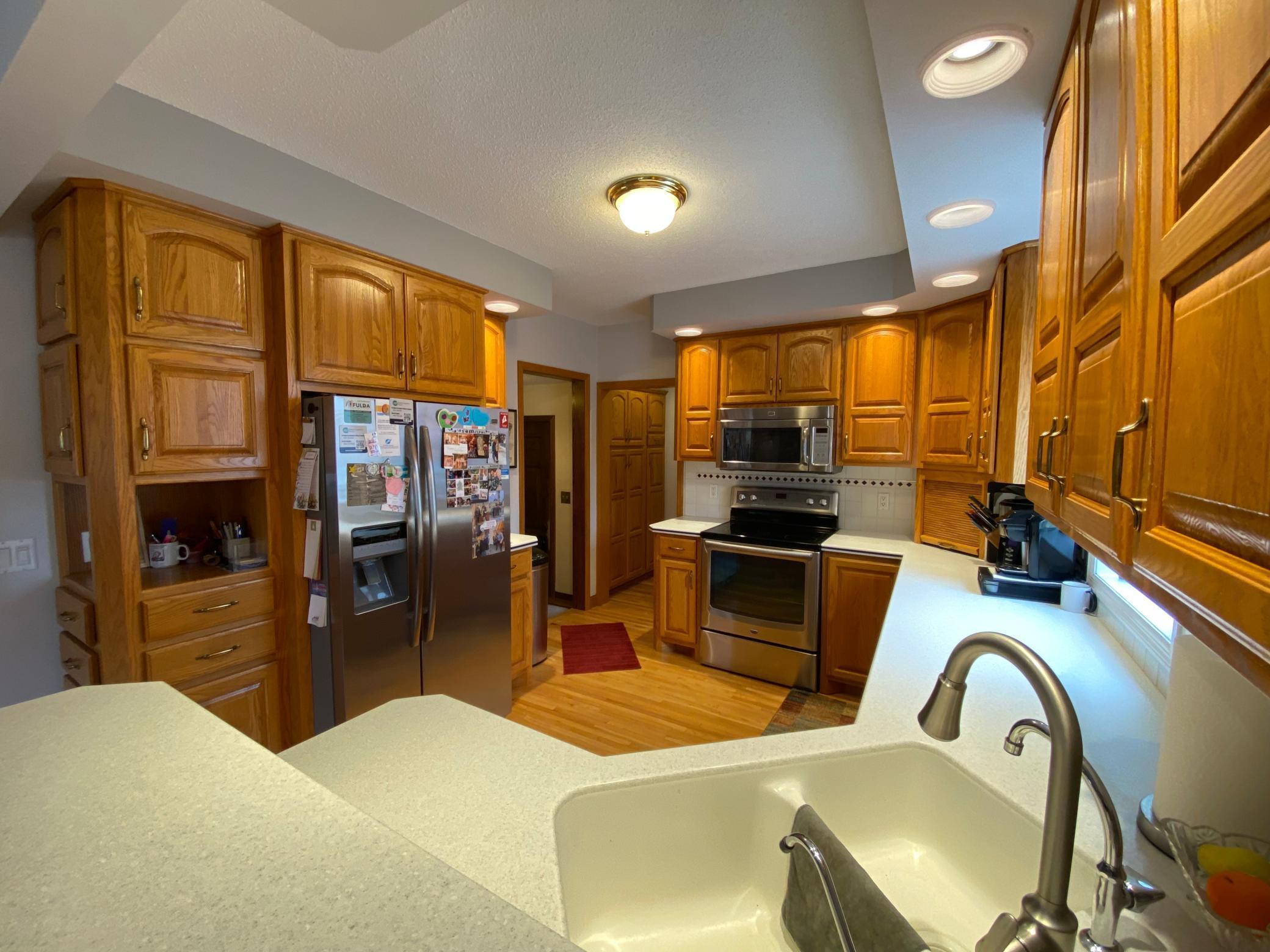 604 Lafayette Avenue S