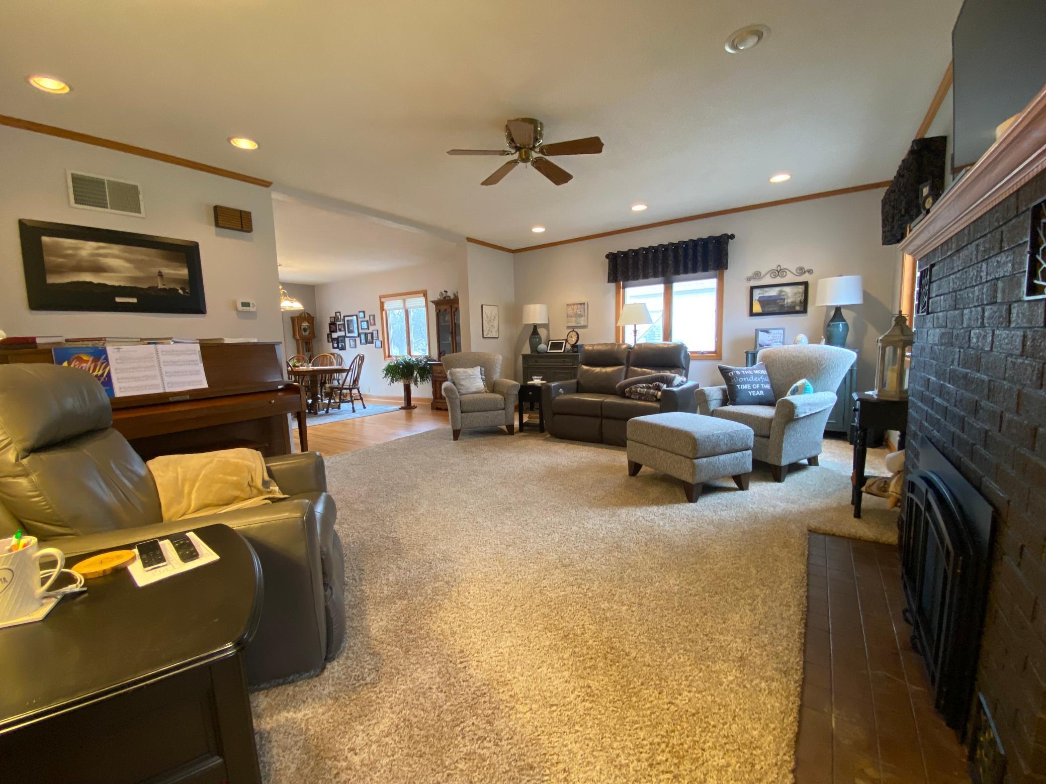 604 Lafayette Avenue S