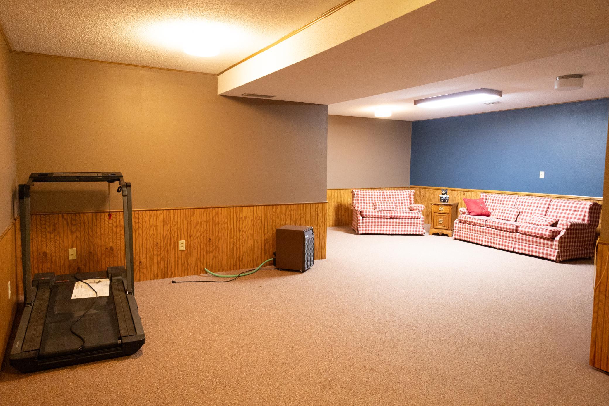 601 Lafayette Avenue S