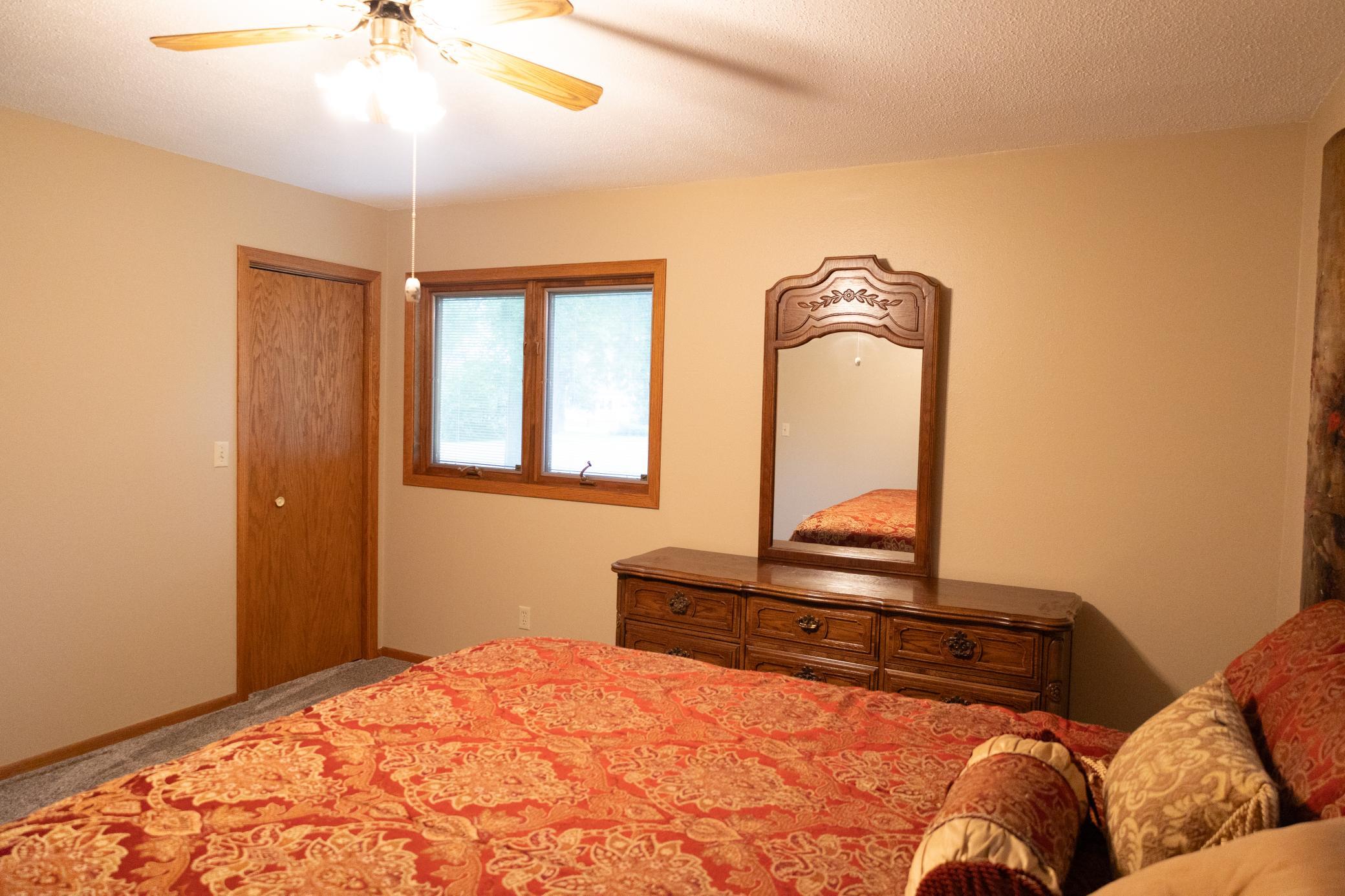 601 Lafayette Avenue S