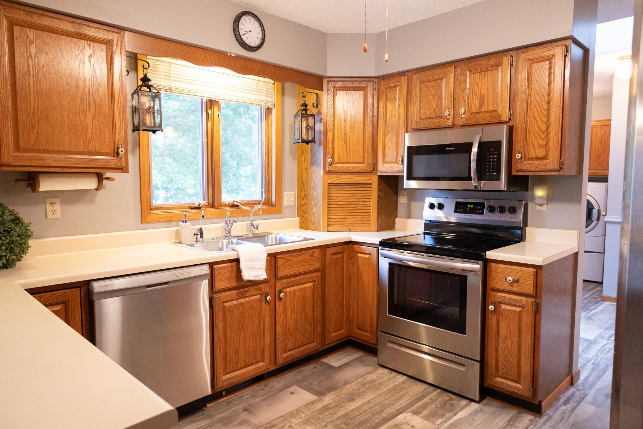 601 Lafayette Avenue S