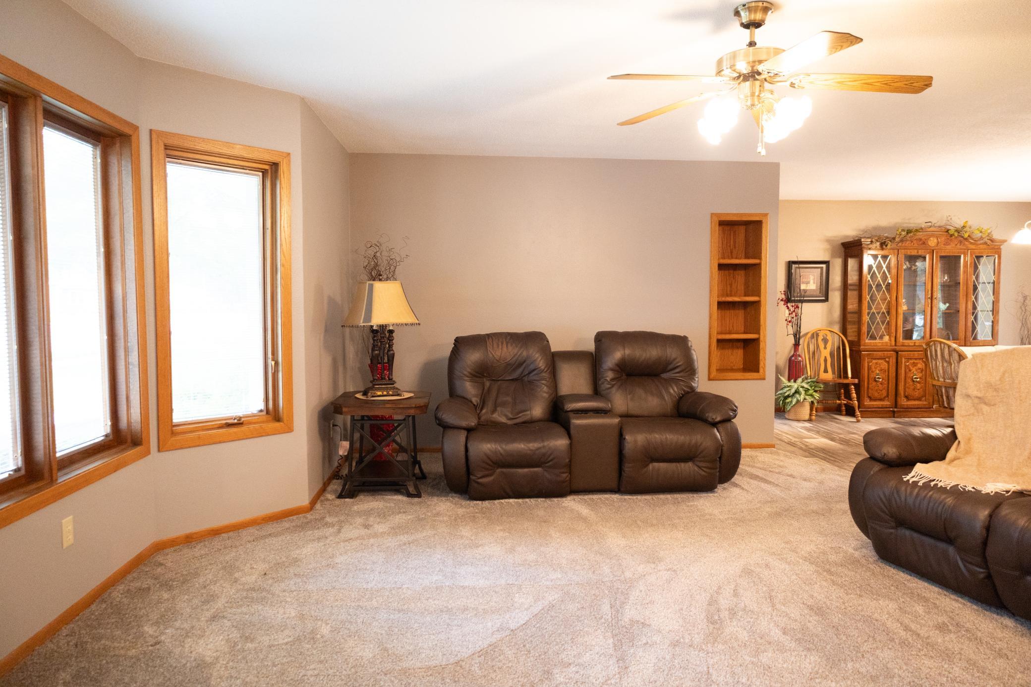 601 Lafayette Avenue S