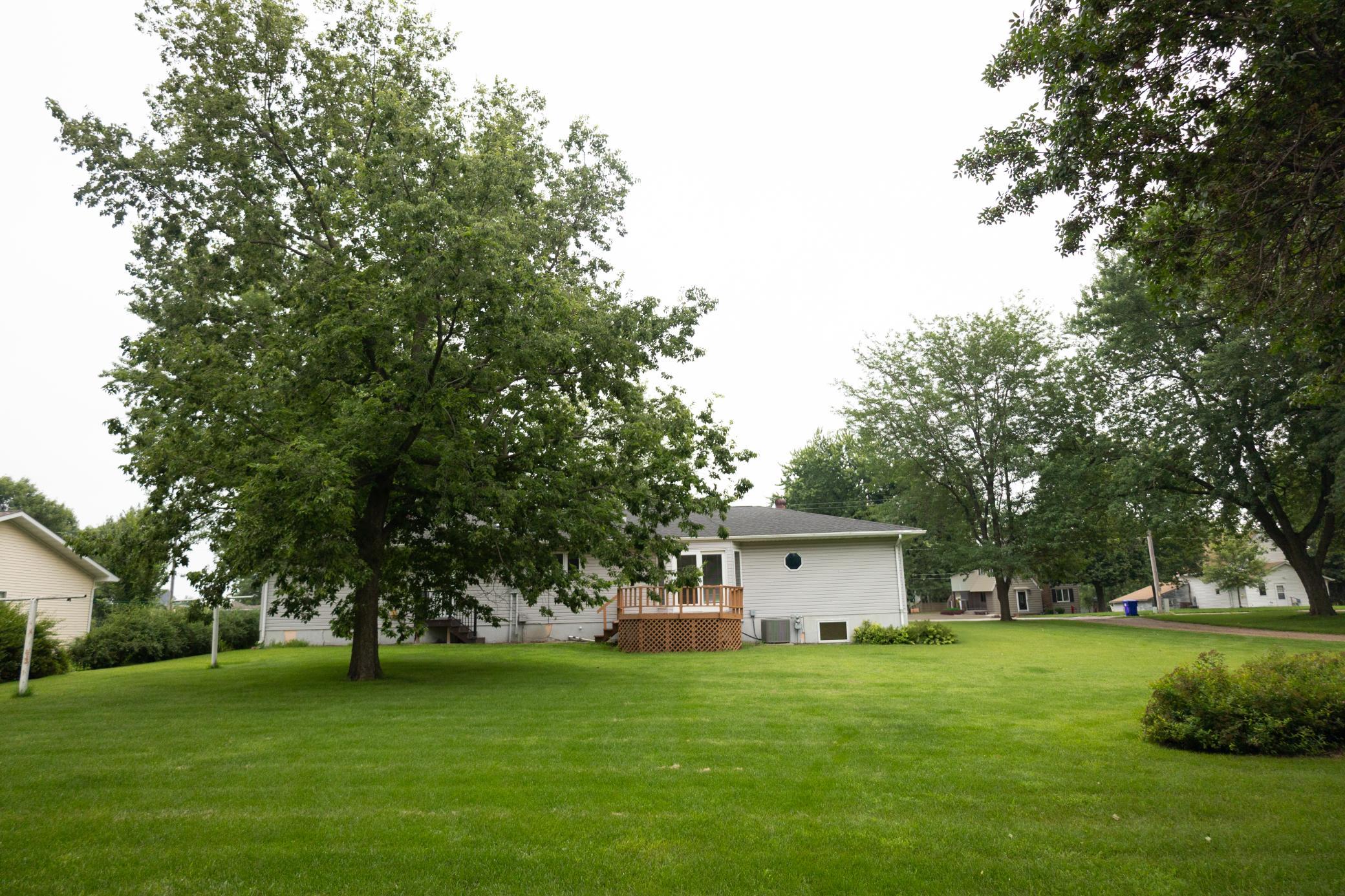 601 Lafayette Avenue S