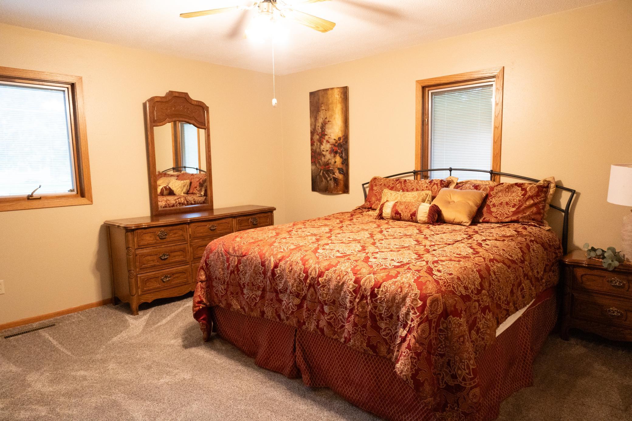 601 Lafayette Avenue S