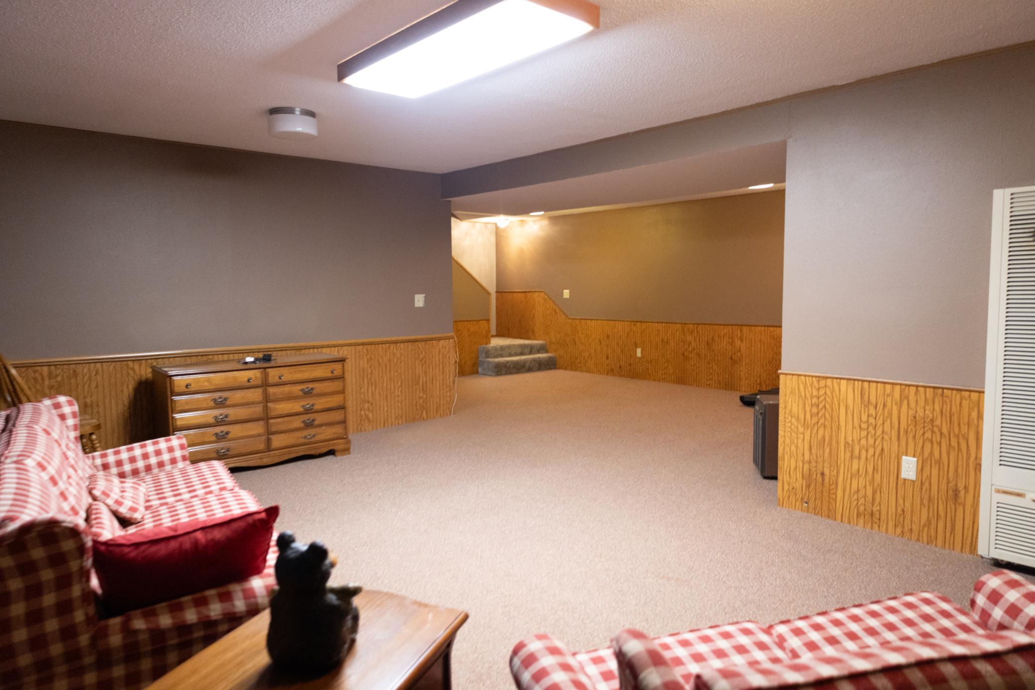 601 Lafayette Avenue S