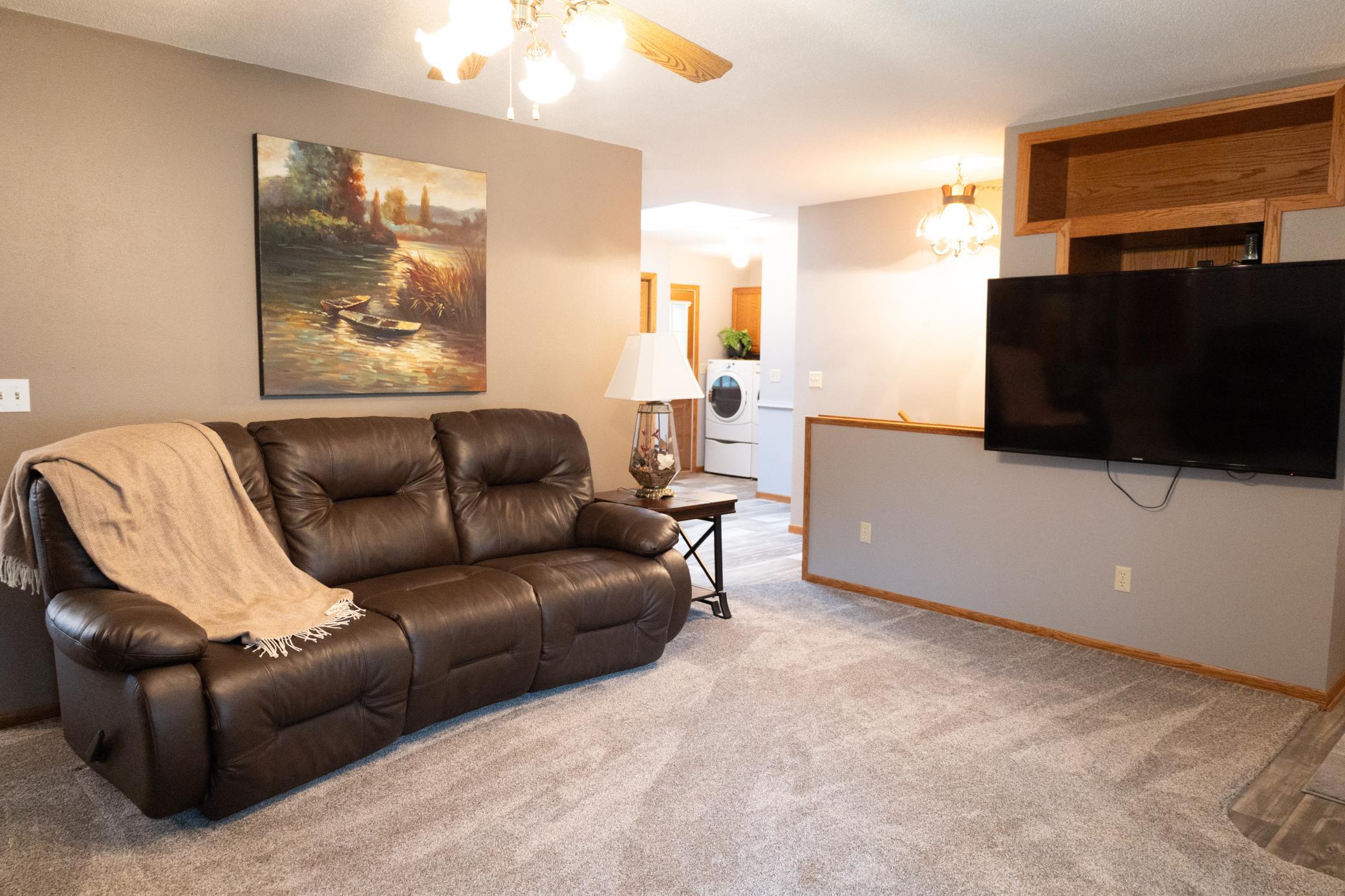 601 Lafayette Avenue S