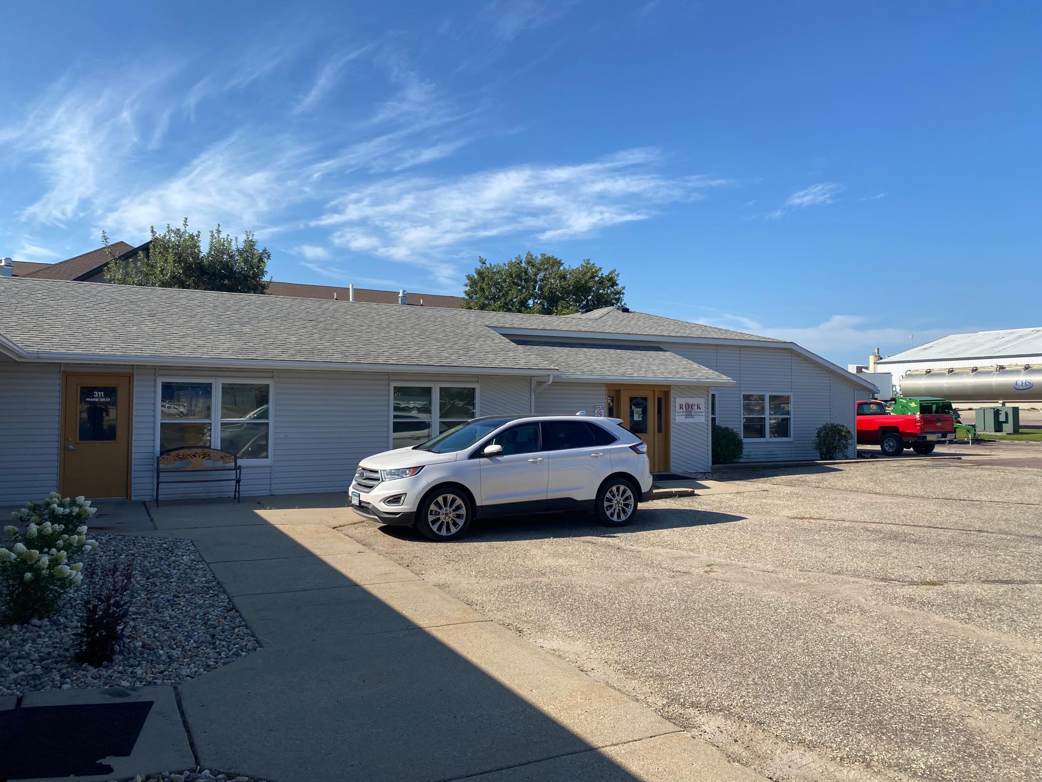 311 W Gabrielson Road Unit: 4 & 5