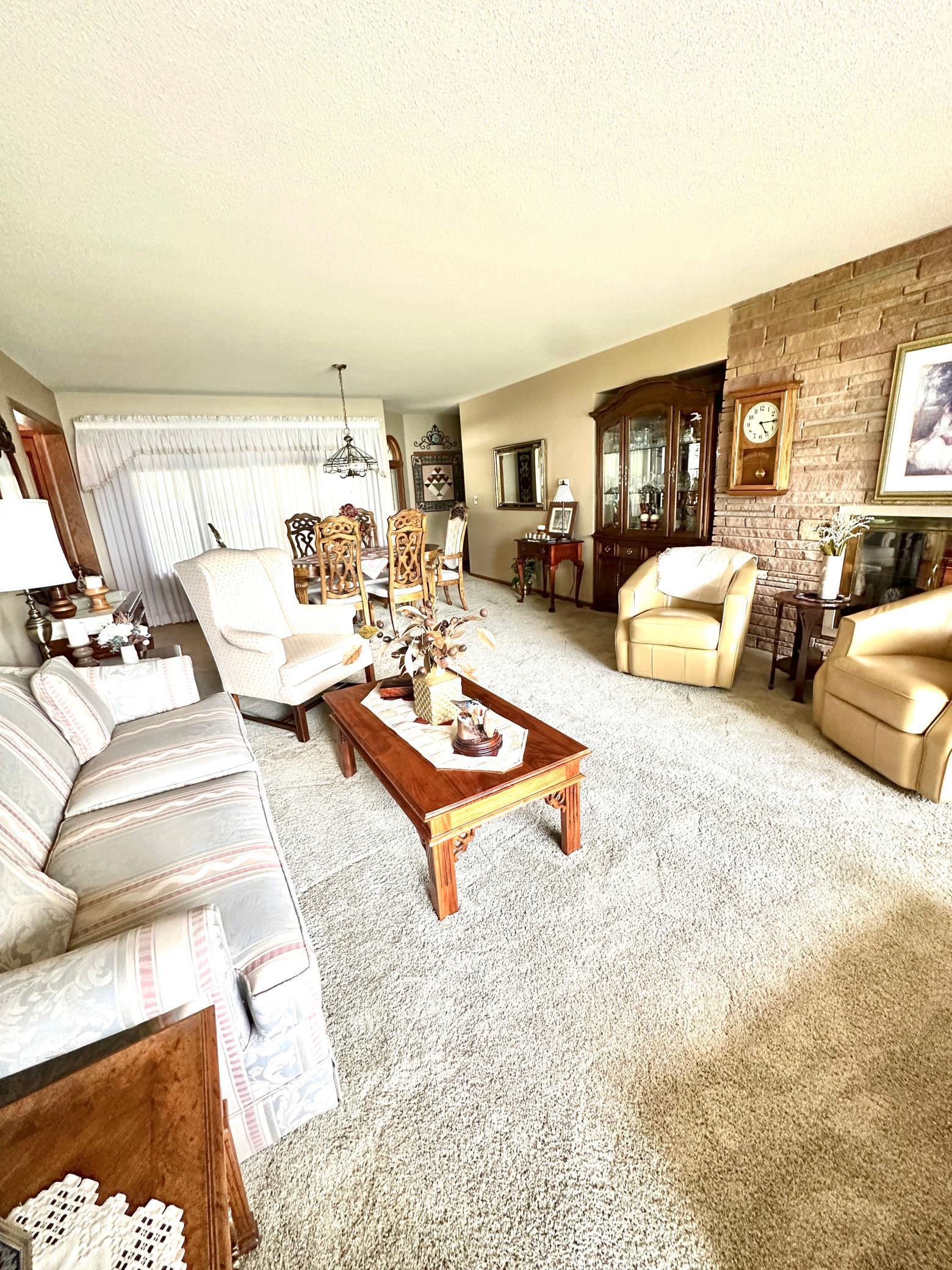 1206 S Shore Drive