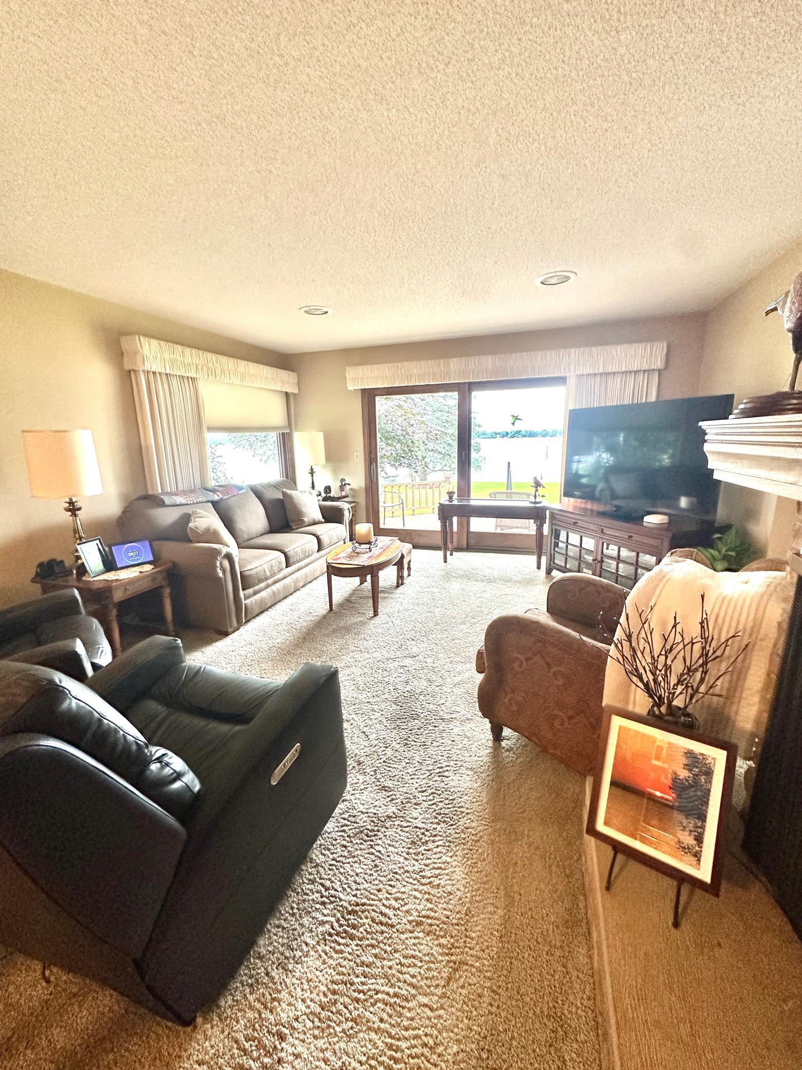 1206 S Shore Drive