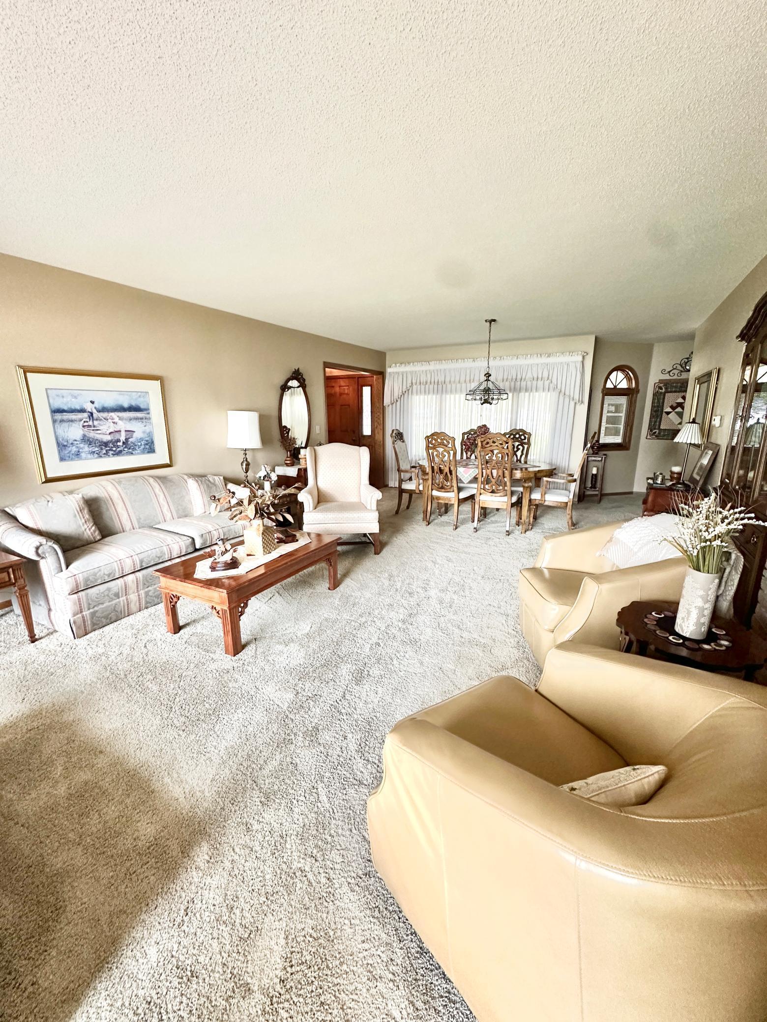 1206 S Shore Drive