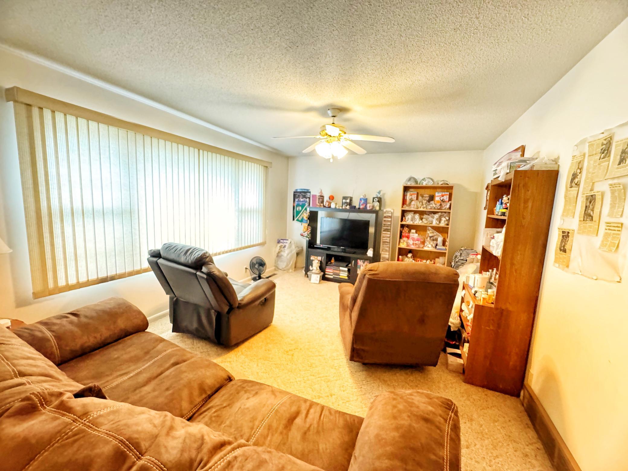 1613 Burlington Avenue