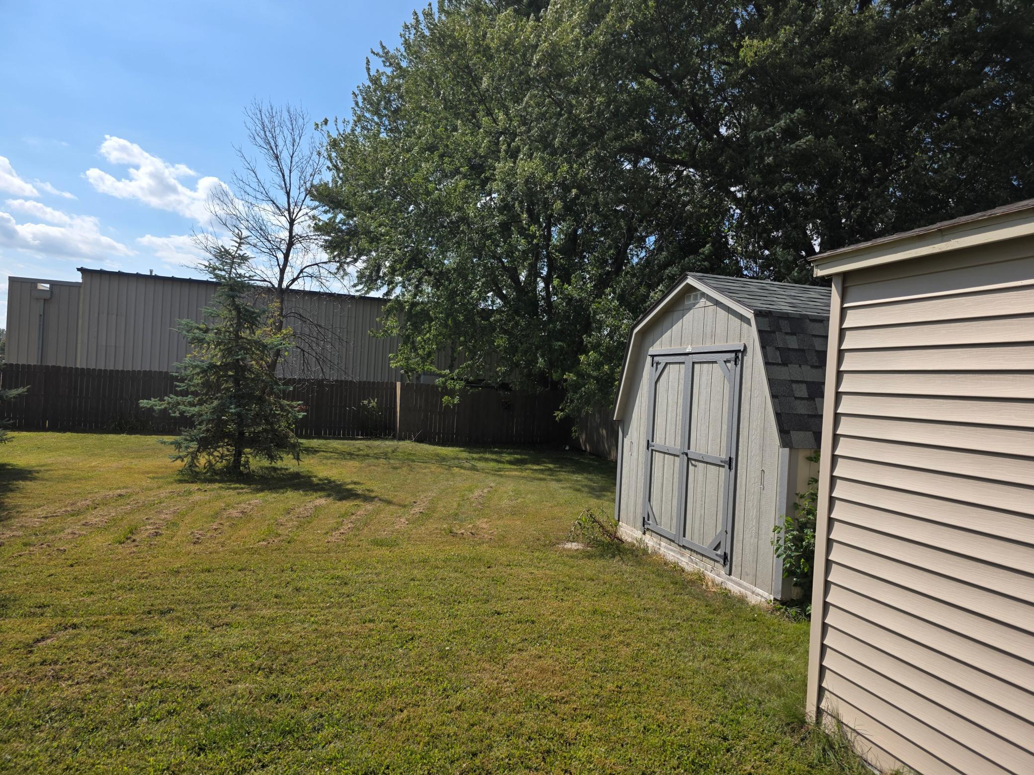 1613 Burlington Avenue