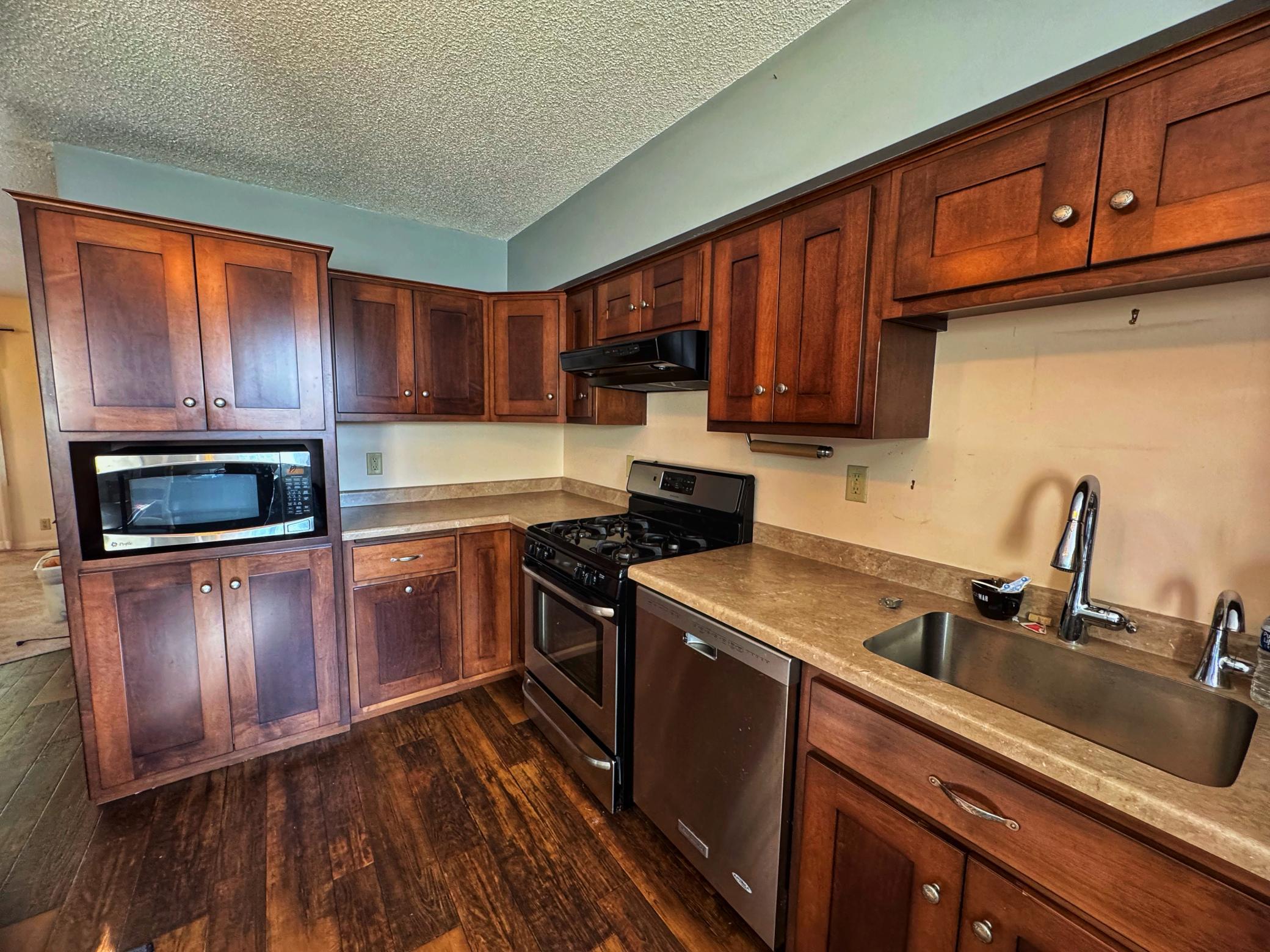 1613 Burlington Avenue