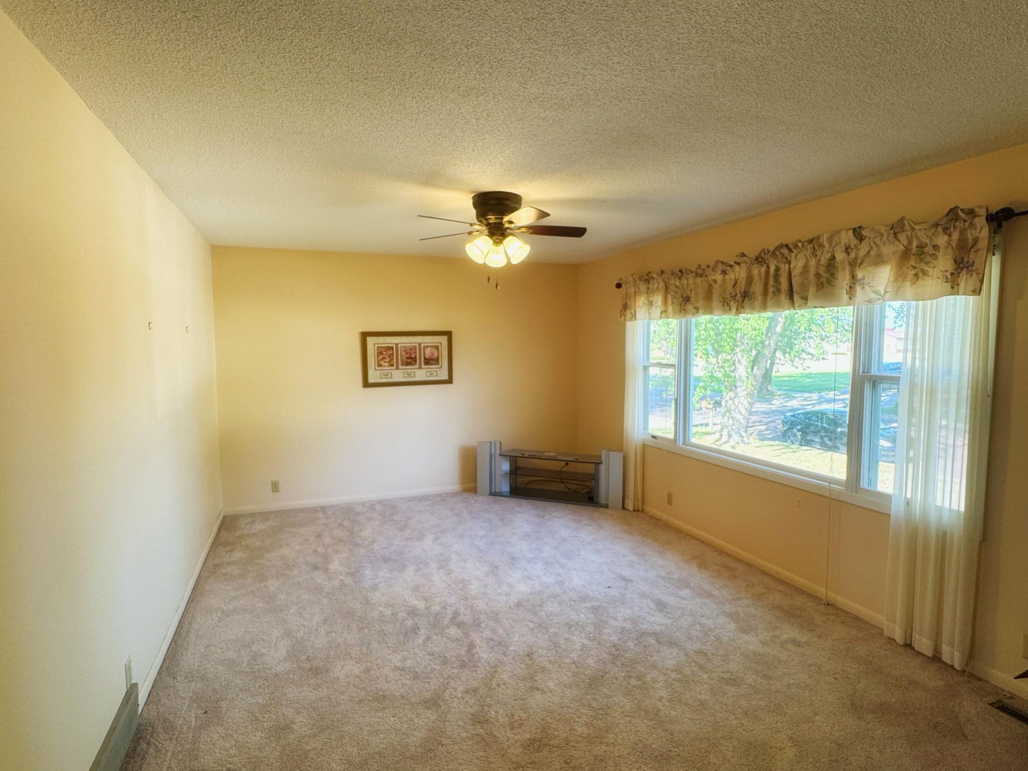 1613 Burlington Avenue