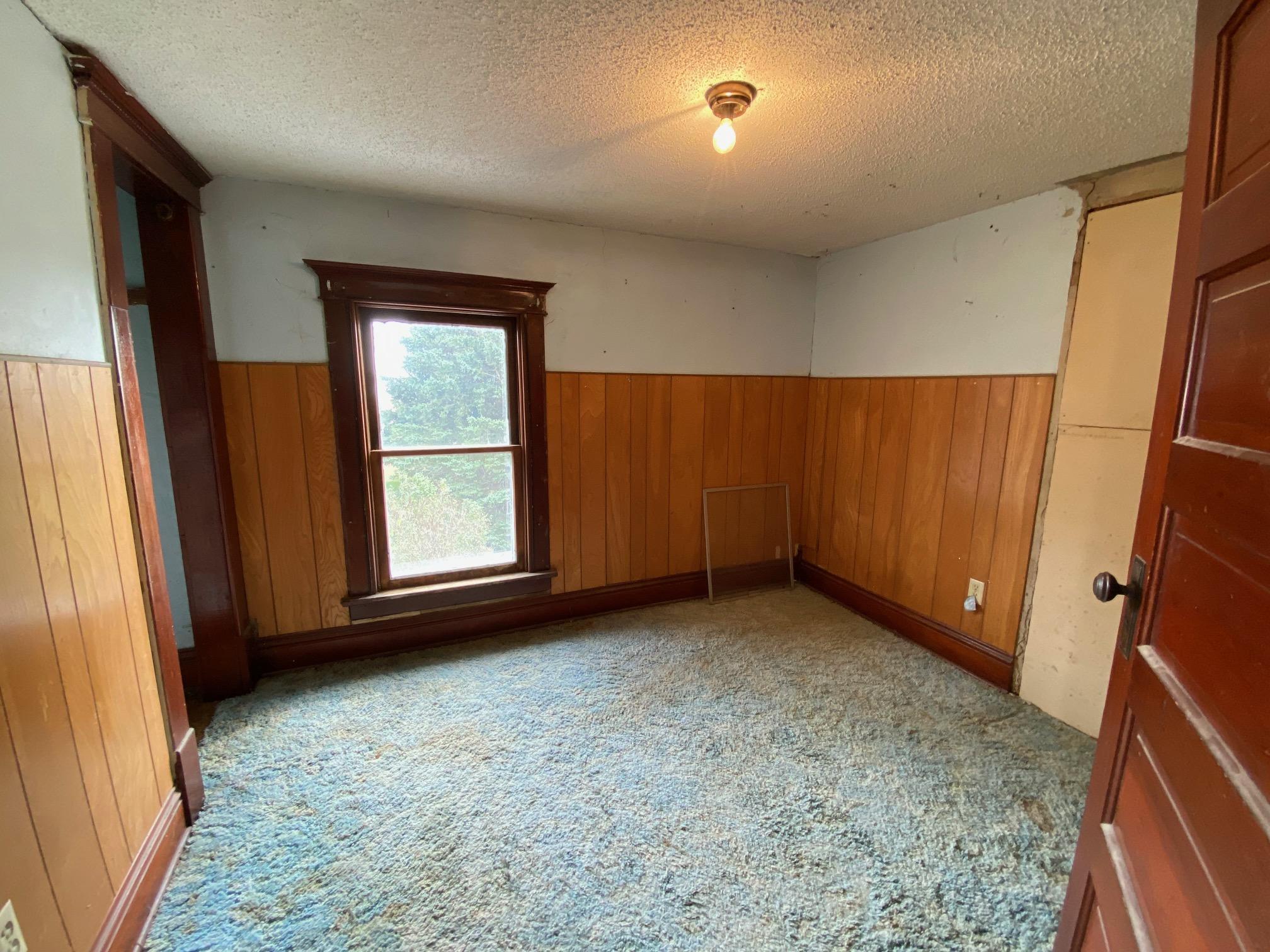 21491 Sundberg Avenue