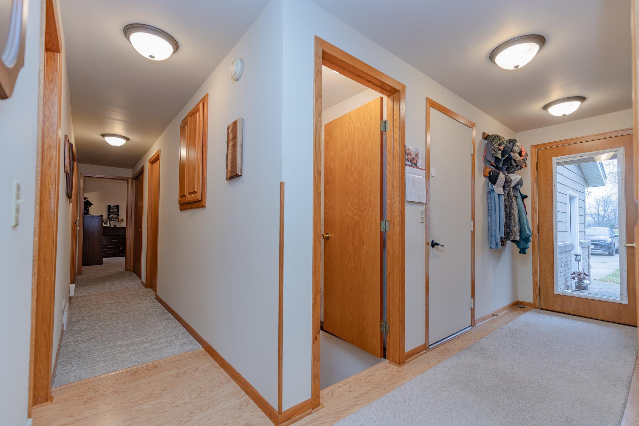 603 Lafayette Avenue S