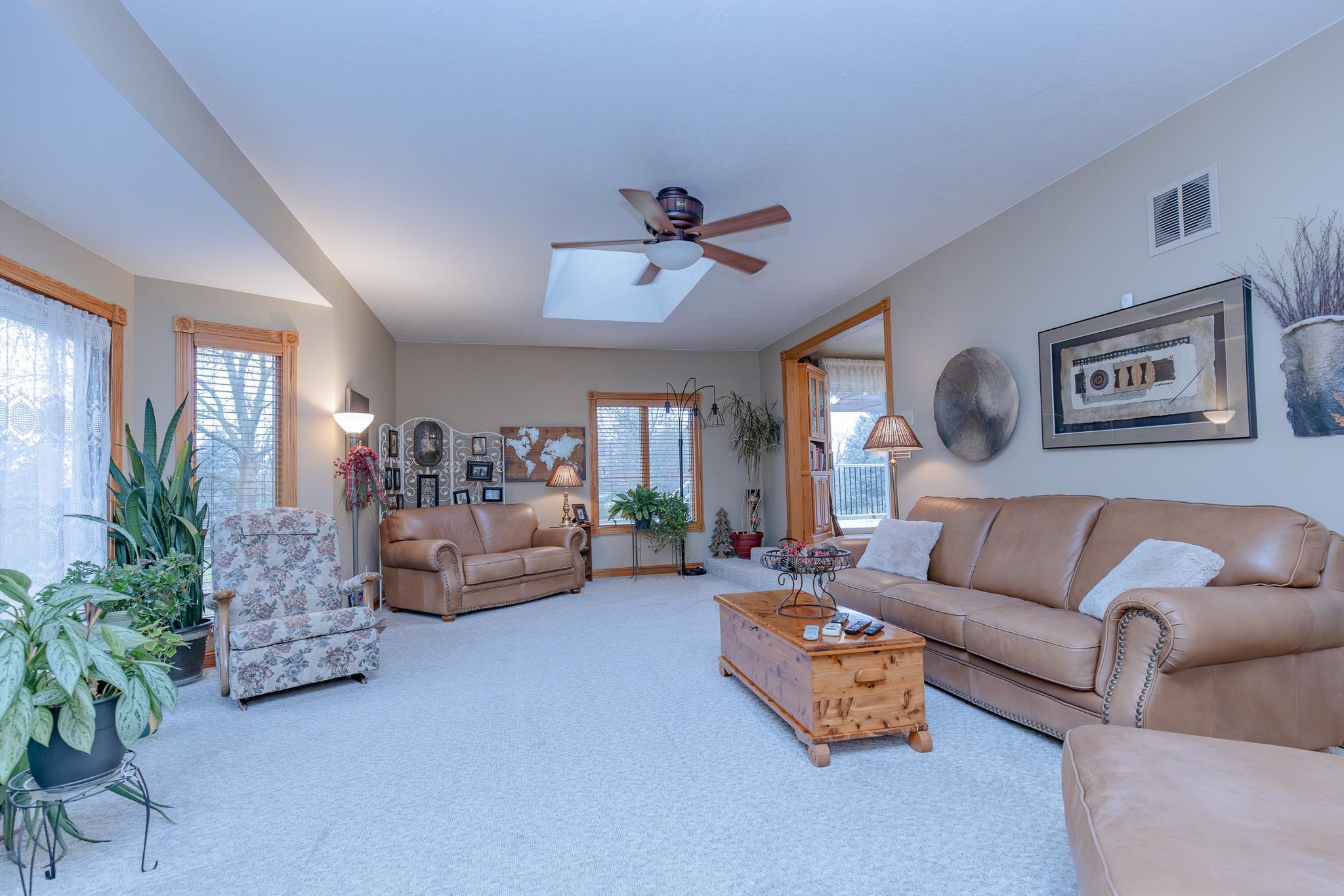 603 Lafayette Avenue S