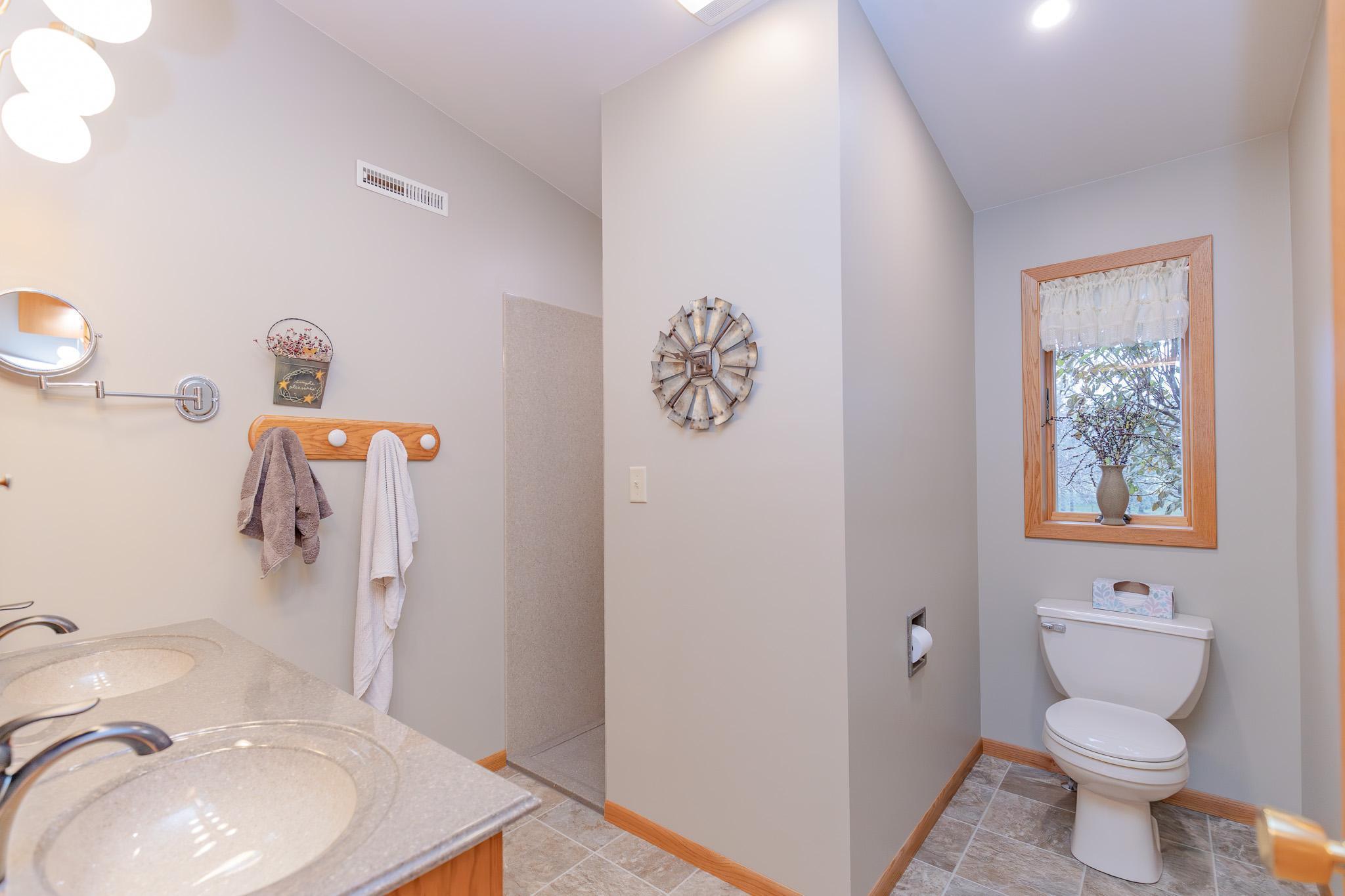 603 Lafayette Avenue S