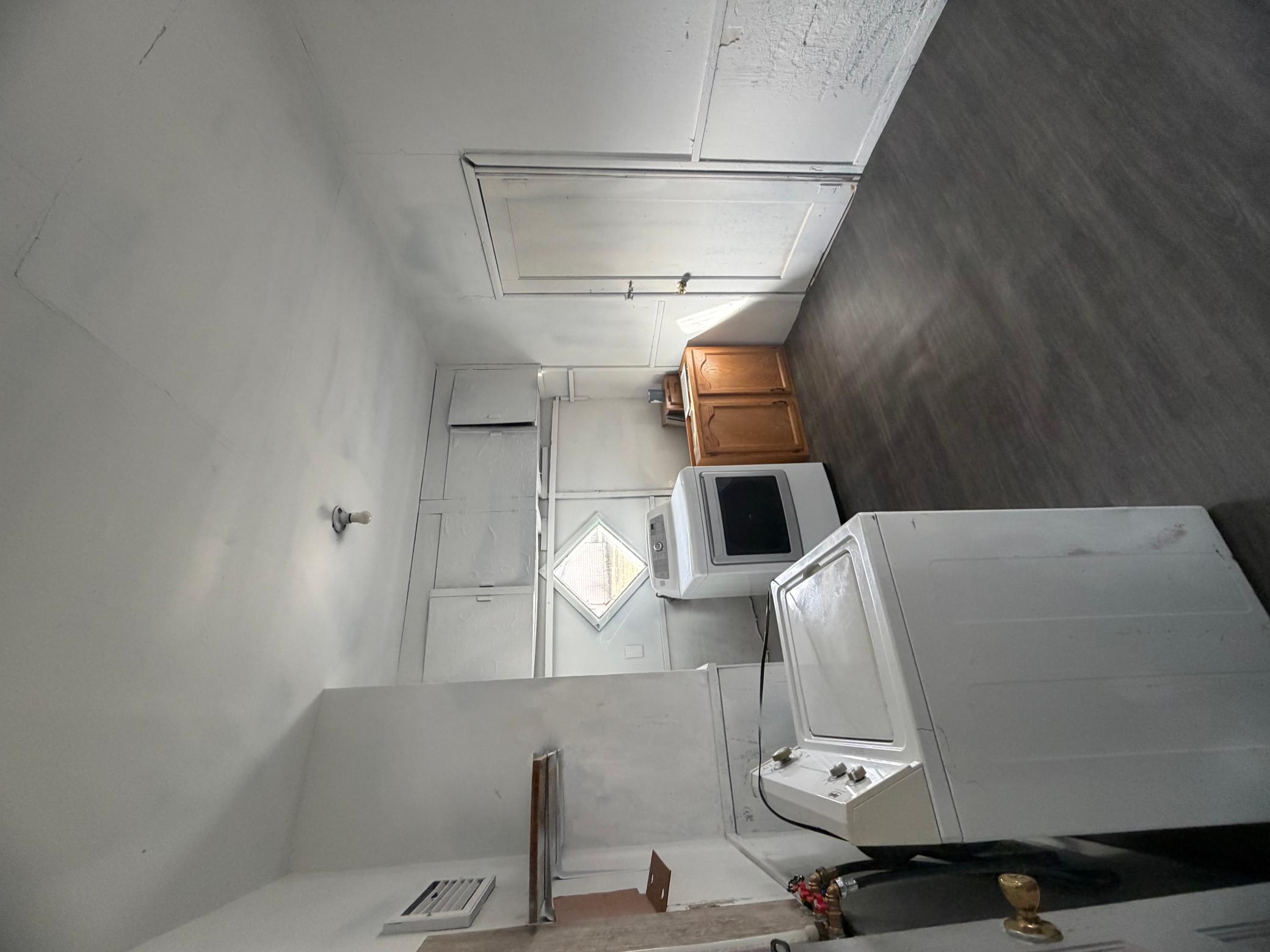 713 Pershing Boulevard