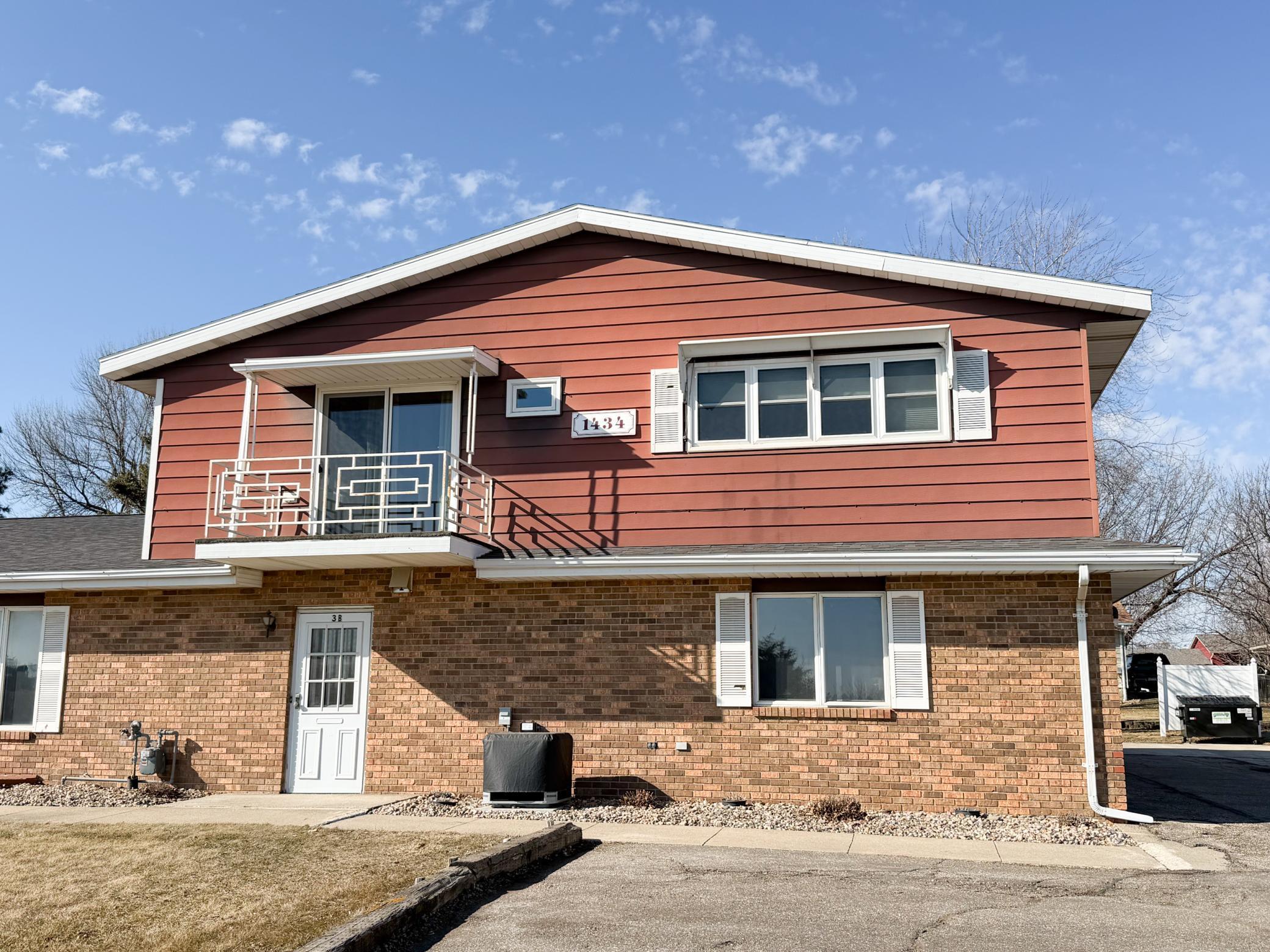 1434 1st Avenue SW Unit: 3B