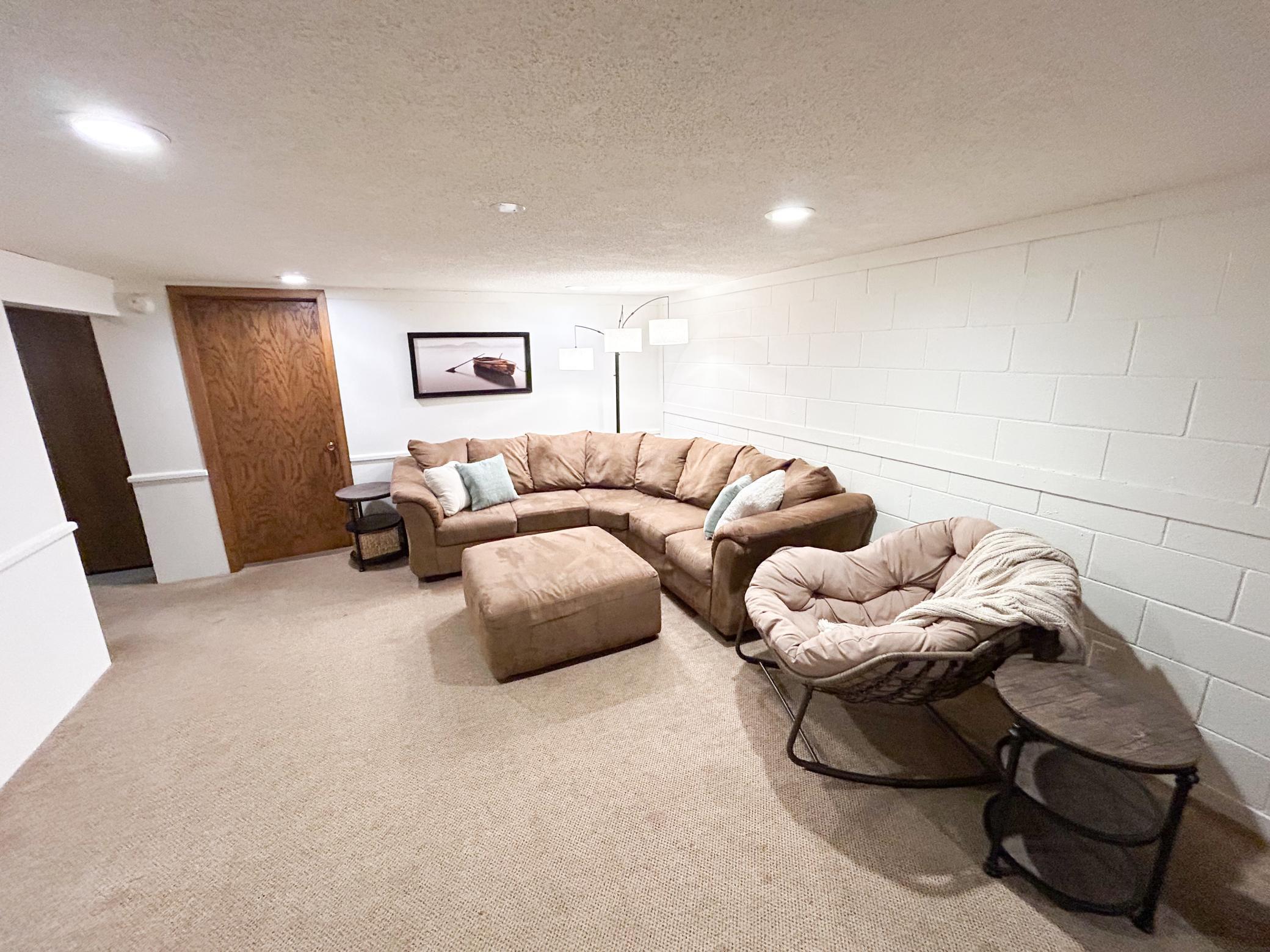 1166 Maplewood Drive