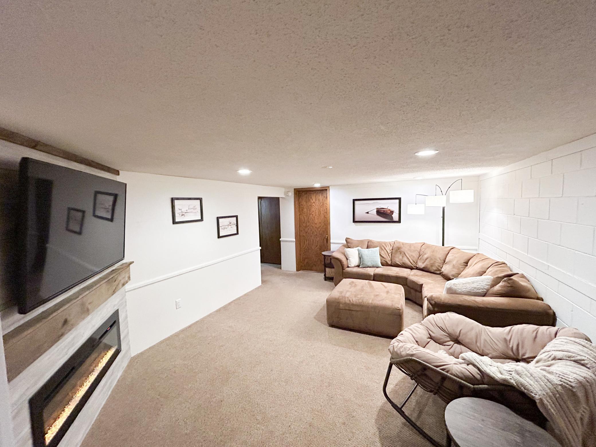 1166 Maplewood Drive