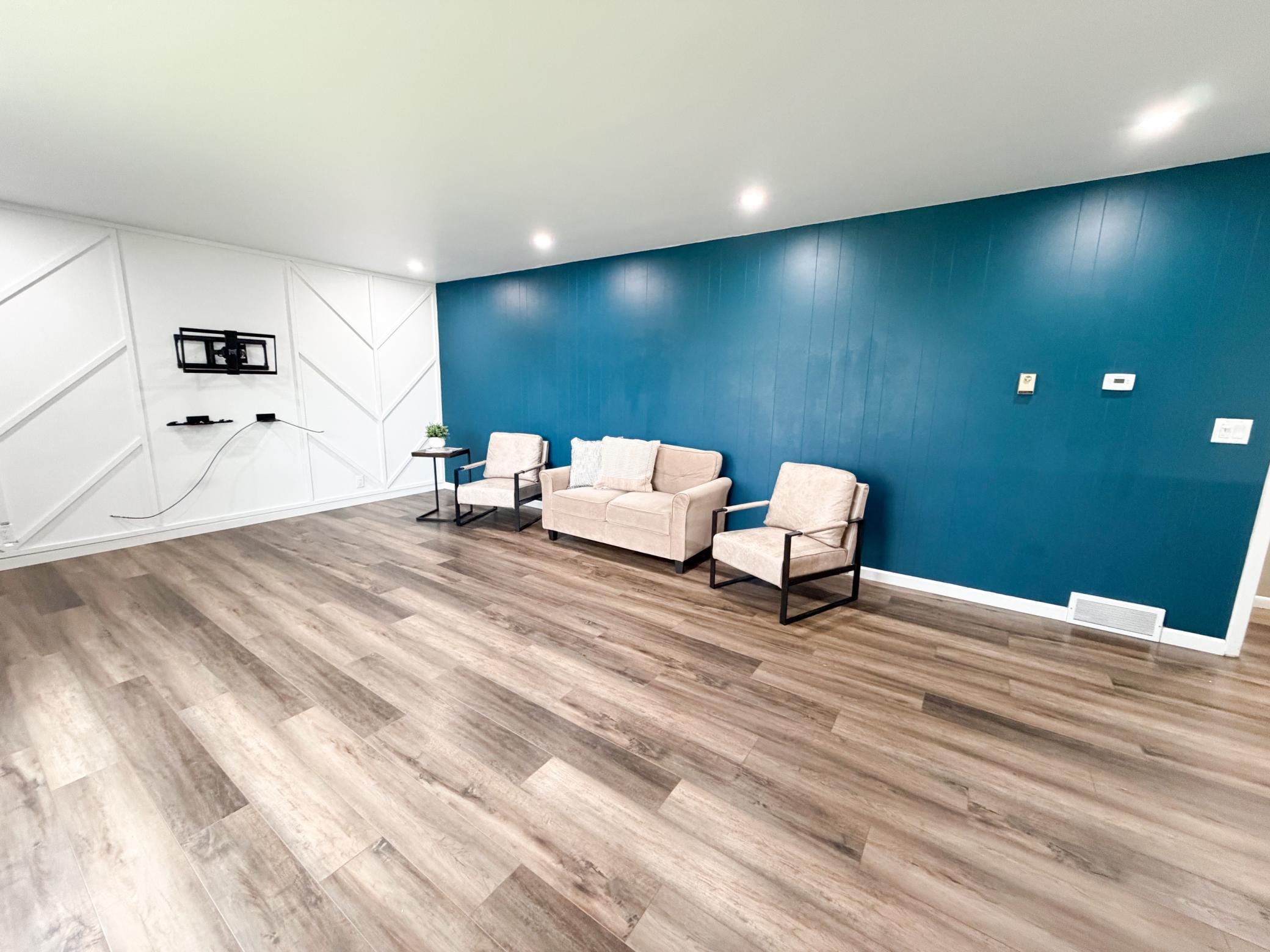 746 W Shore Drive