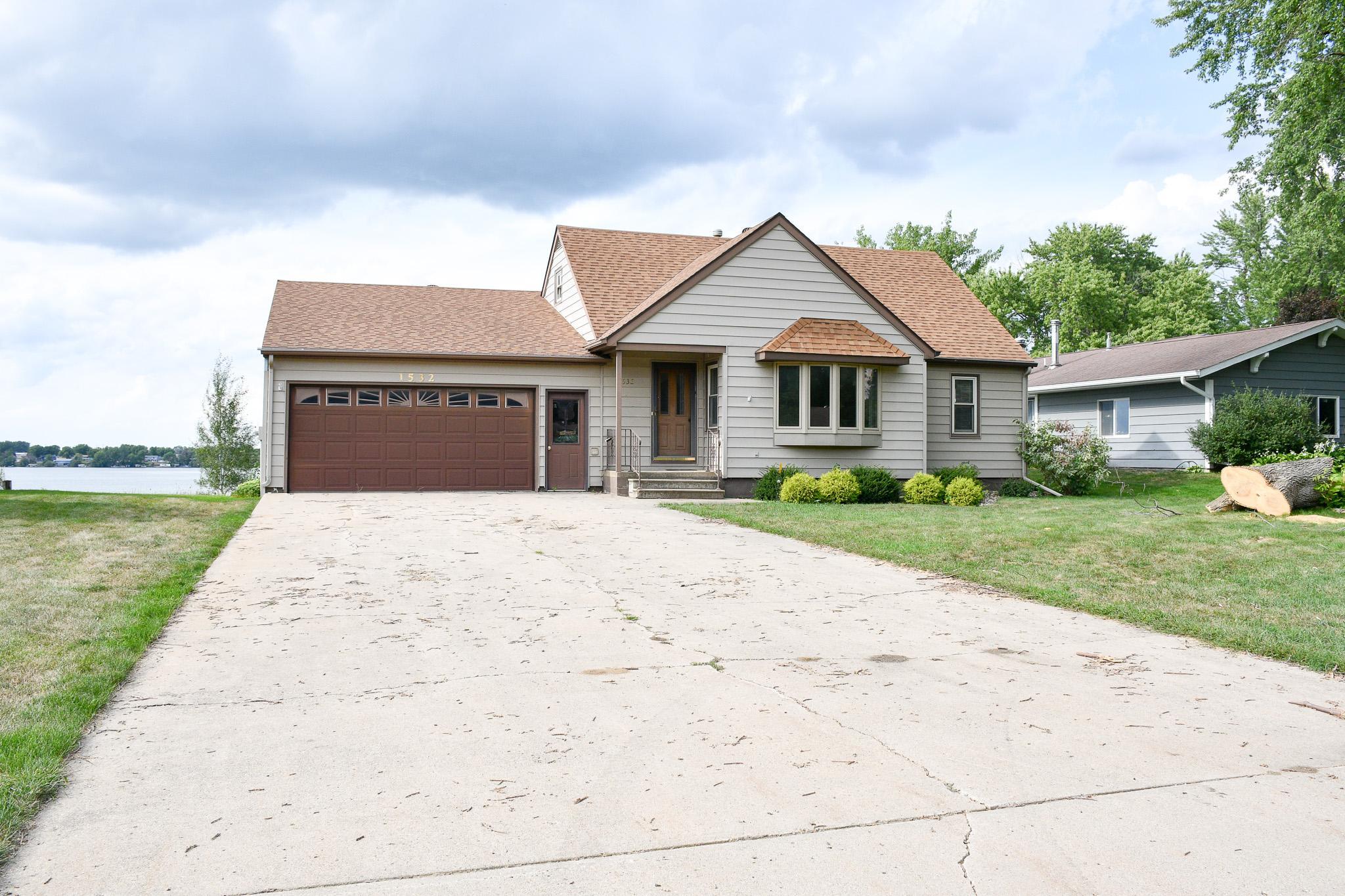 1532 S Shore Drive