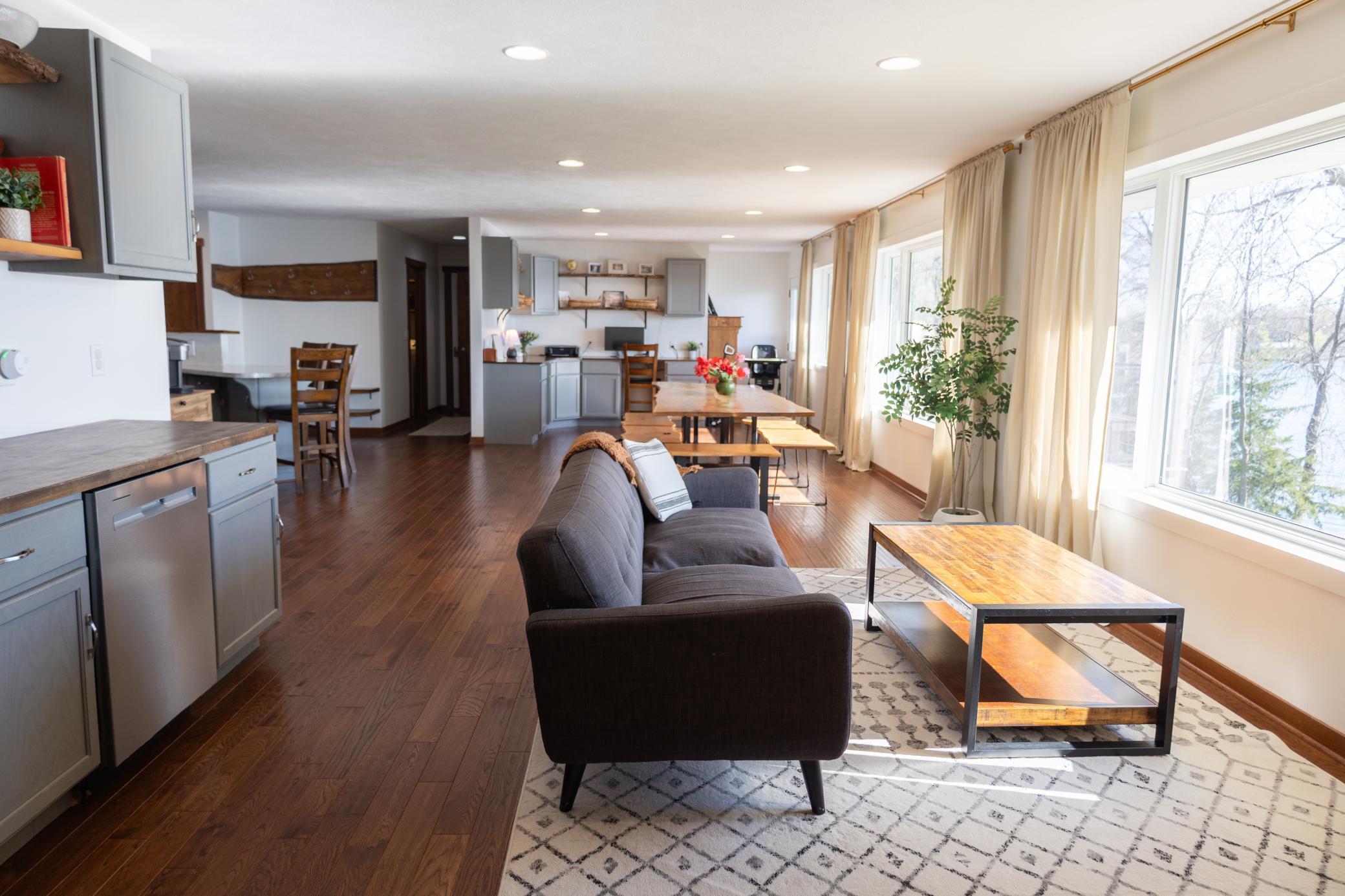 912 S Lafayette Avenue