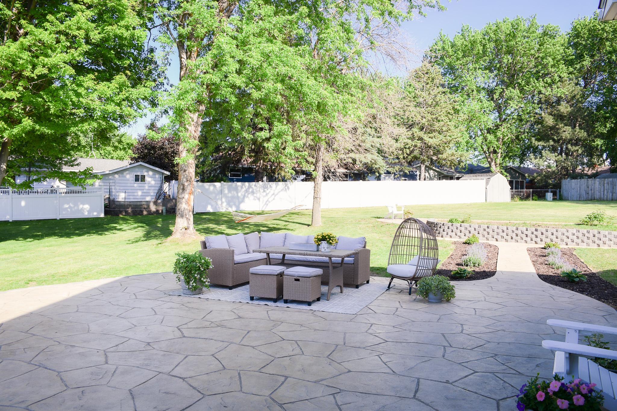 885 Briarwood Drive