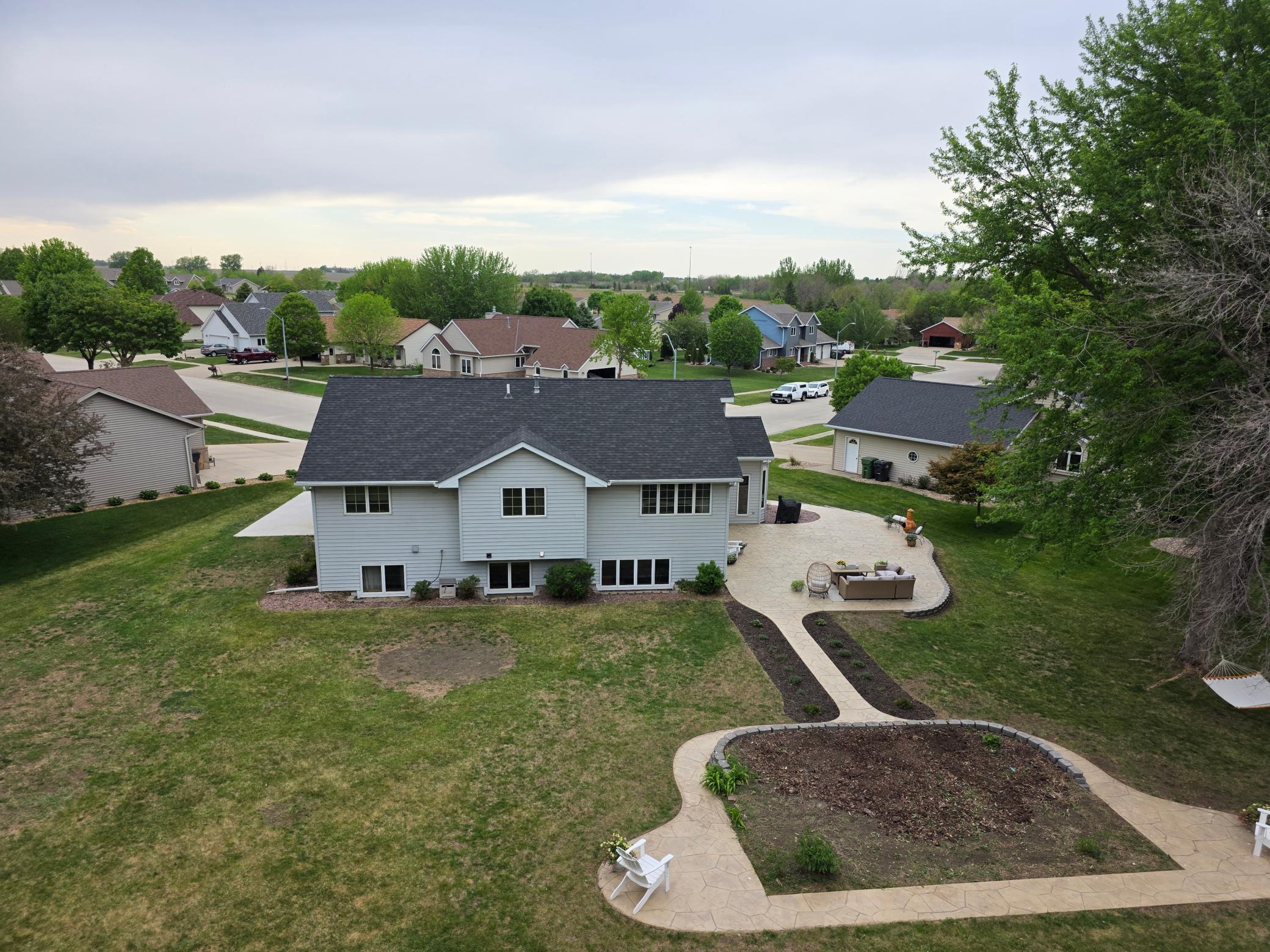 885 Briarwood Drive