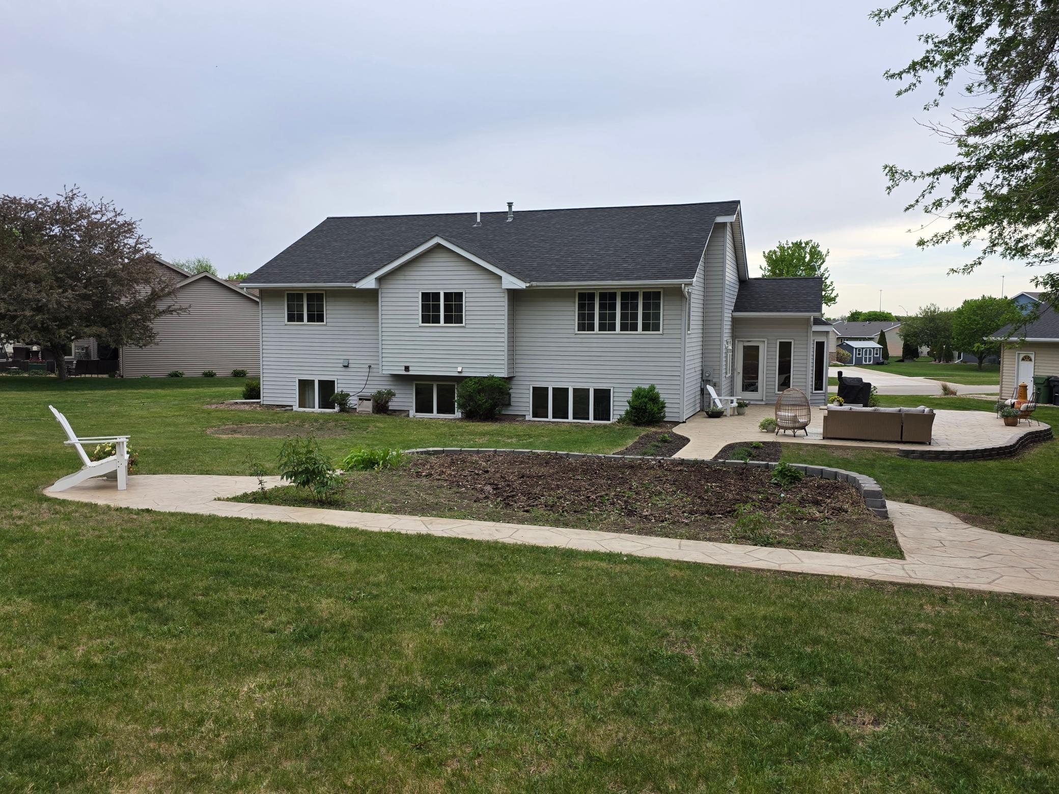 885 Briarwood Drive