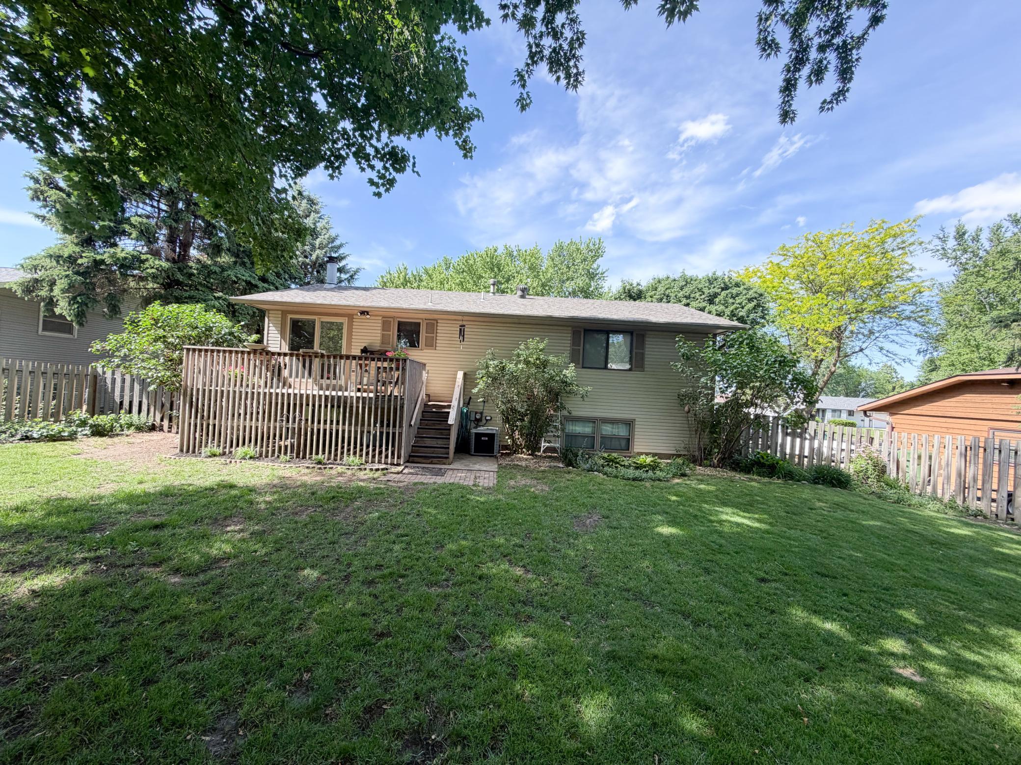 1925 Driftwood Avenue