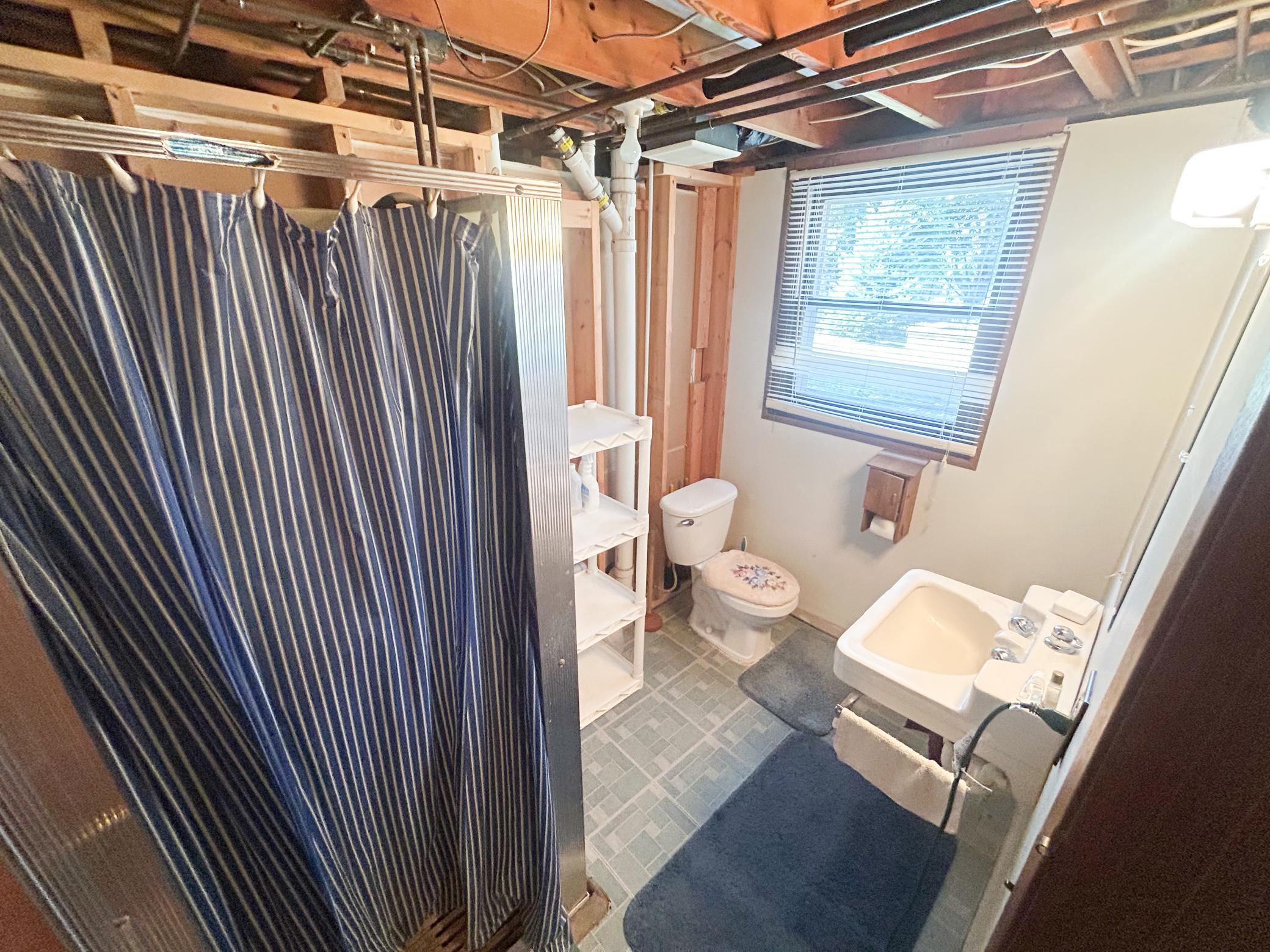 962 Miles Drive