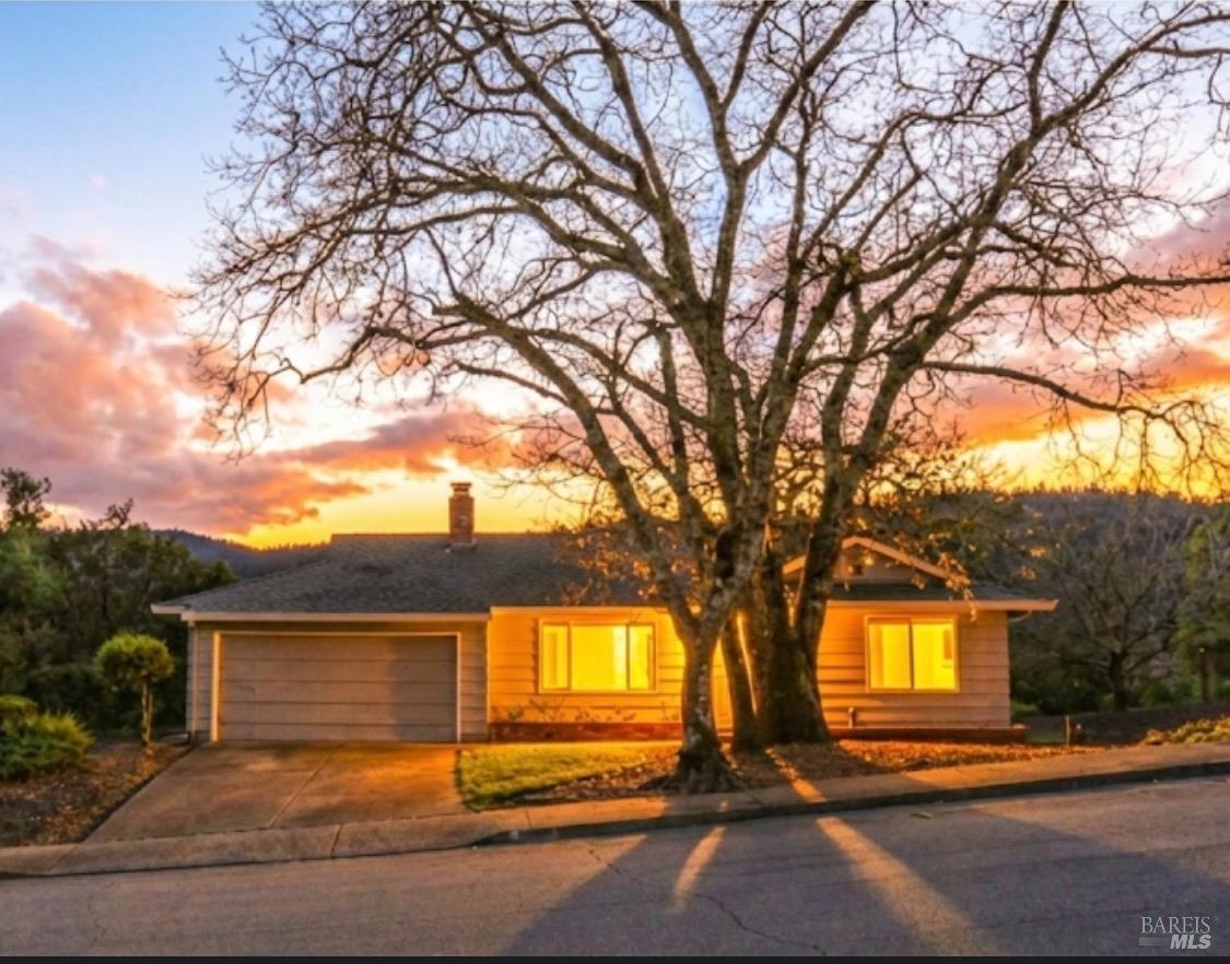 6480 Meadowridge Drive