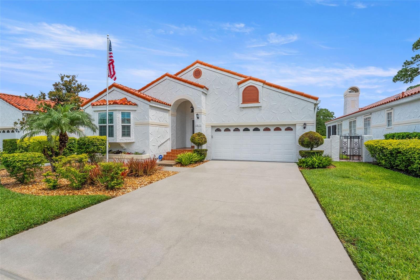 2817 LA CONCHA DR