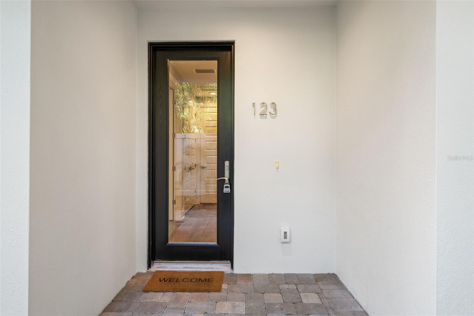 123 5TH AVE N